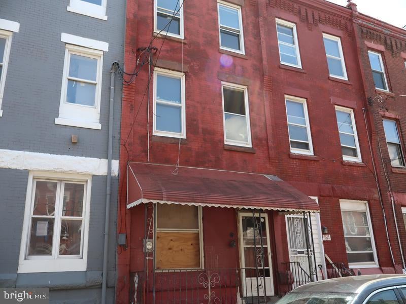 1731 25th St, Philadelphia, PA 19121