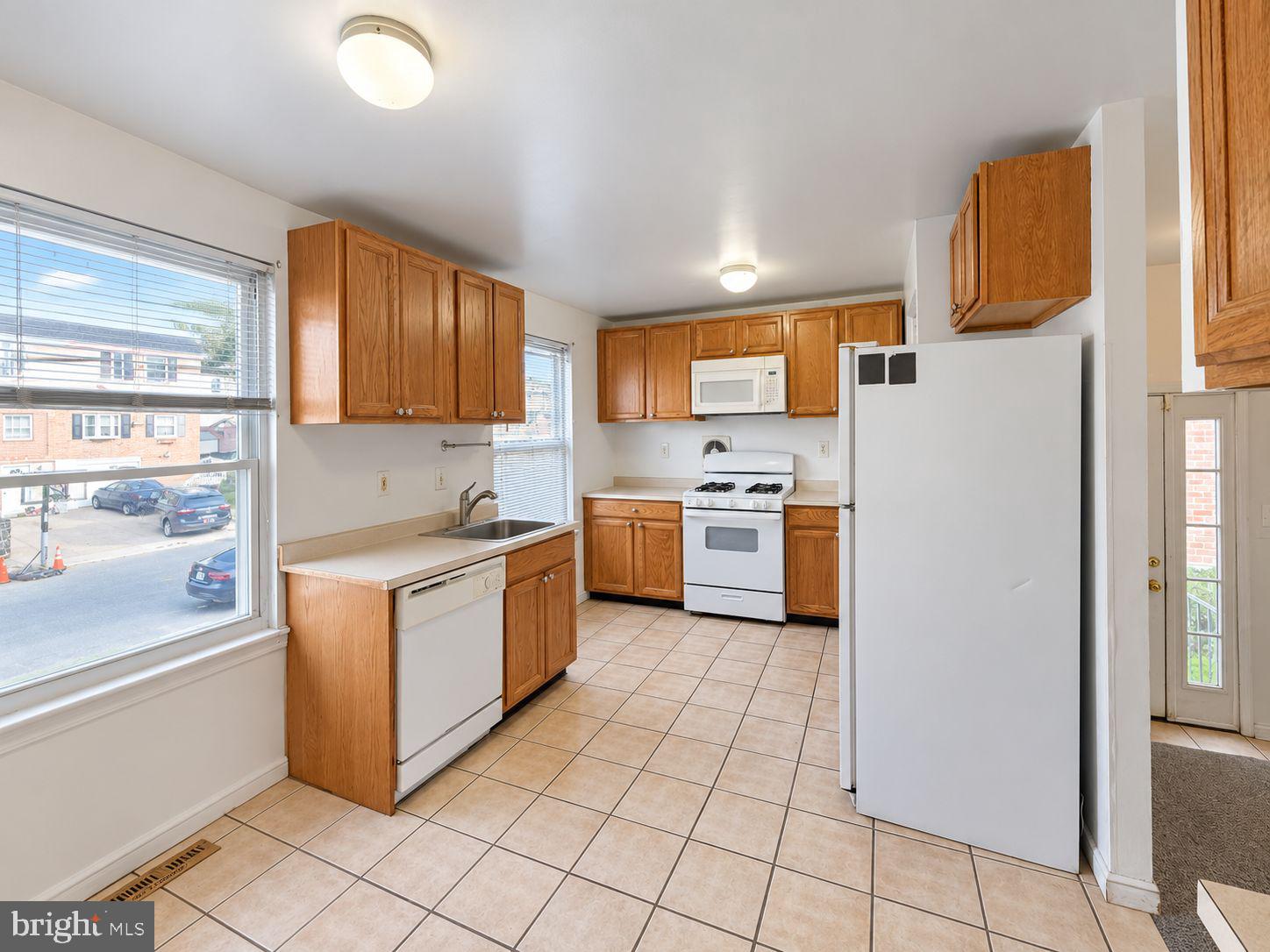 10908 Kirby Dr, Philadelphia, PA 19154 photo