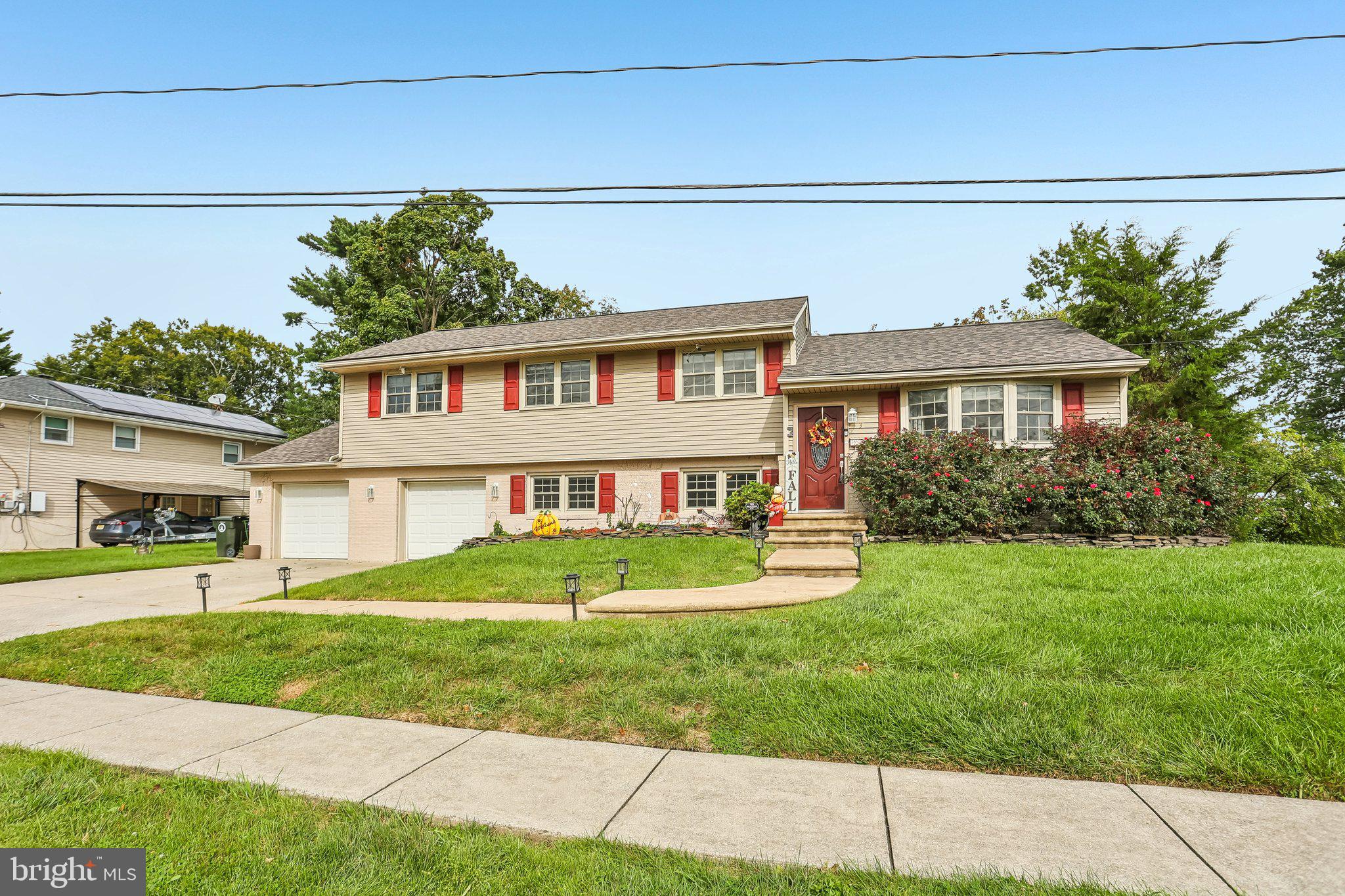 3 Meadow Ln, West Deptford, NJ 08096 photo