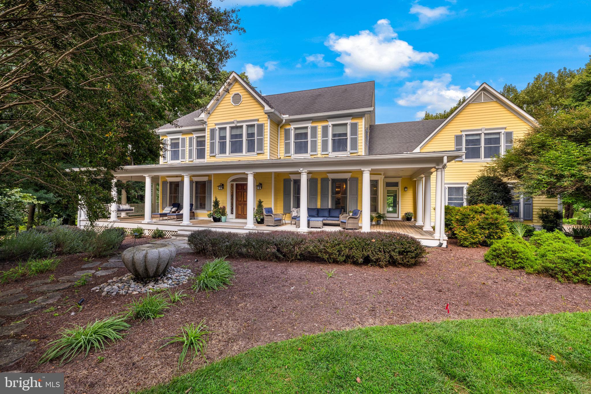 10837 Glen Rd, Potomac, MD 20854