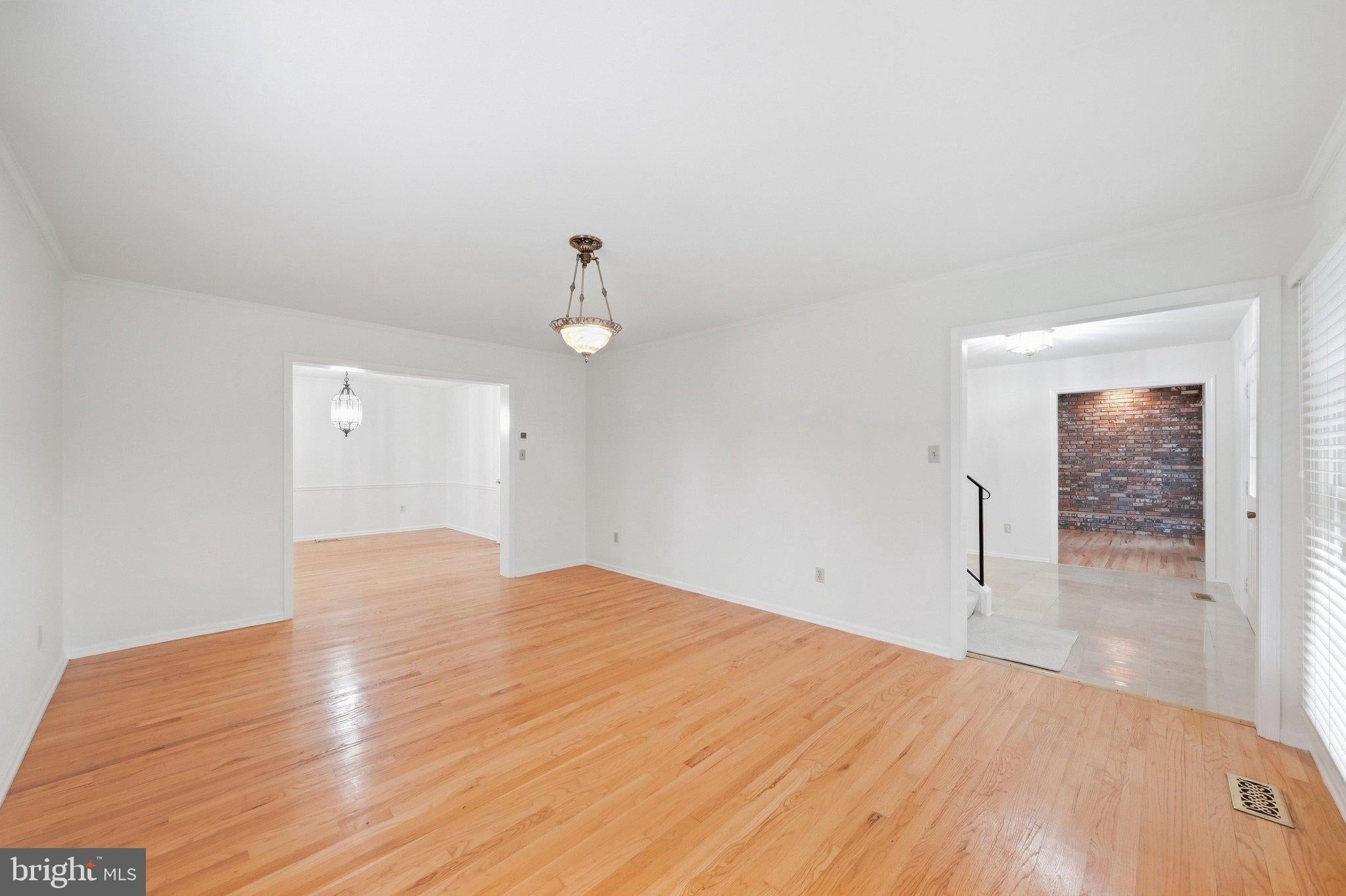 1052 Ridge Rd, Mount Airy, MD 21771 photo