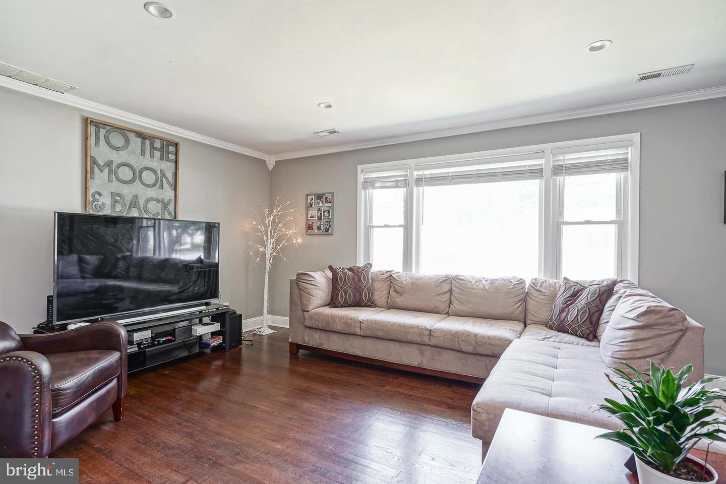 50 E Vine St, Gibbstown, NJ 08027 photo