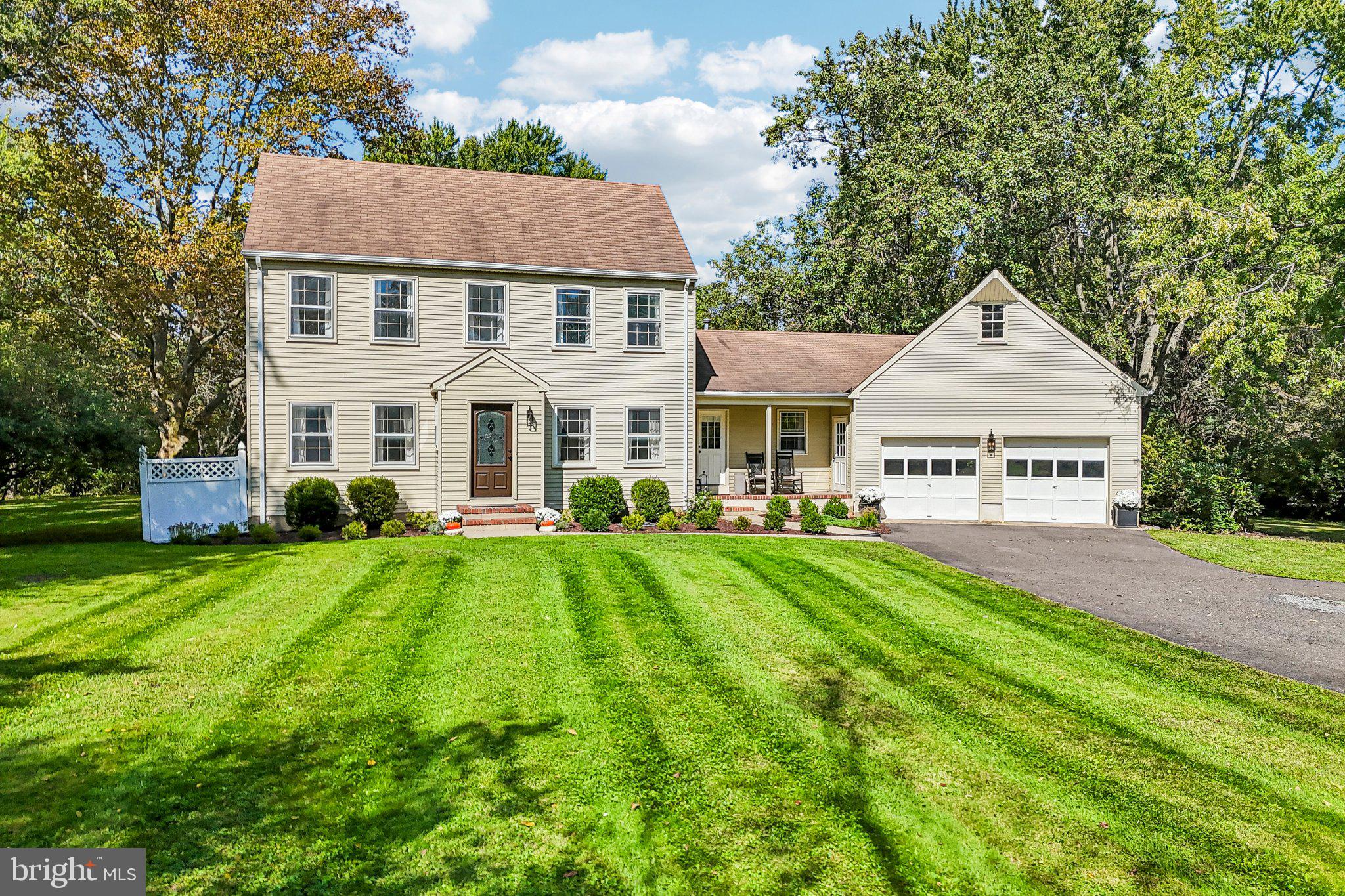 163 Main St, Cranbury, NJ 08512