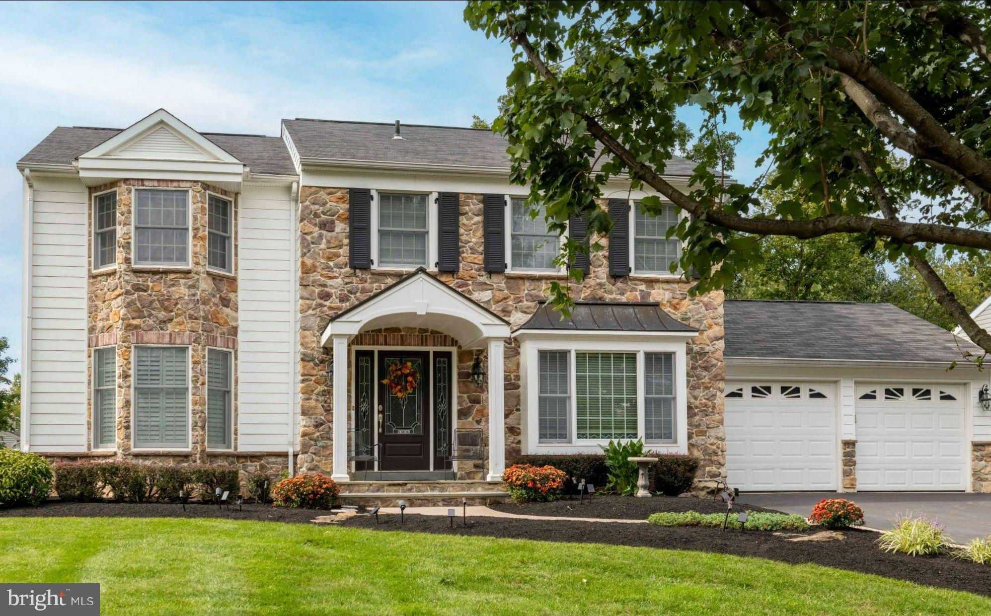103 Canterbury Ln, Lansdale, PA 19446