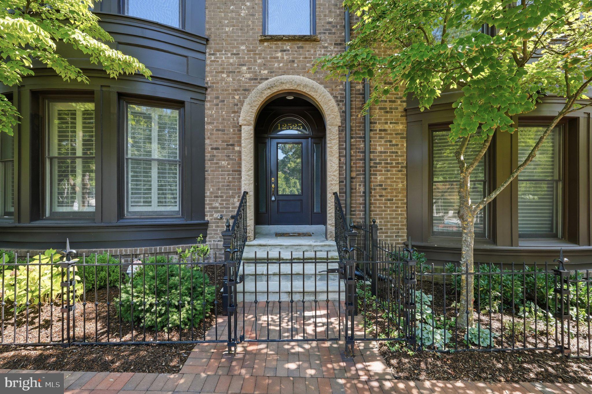 12525 Linda View Ln, Potomac, MD 20854