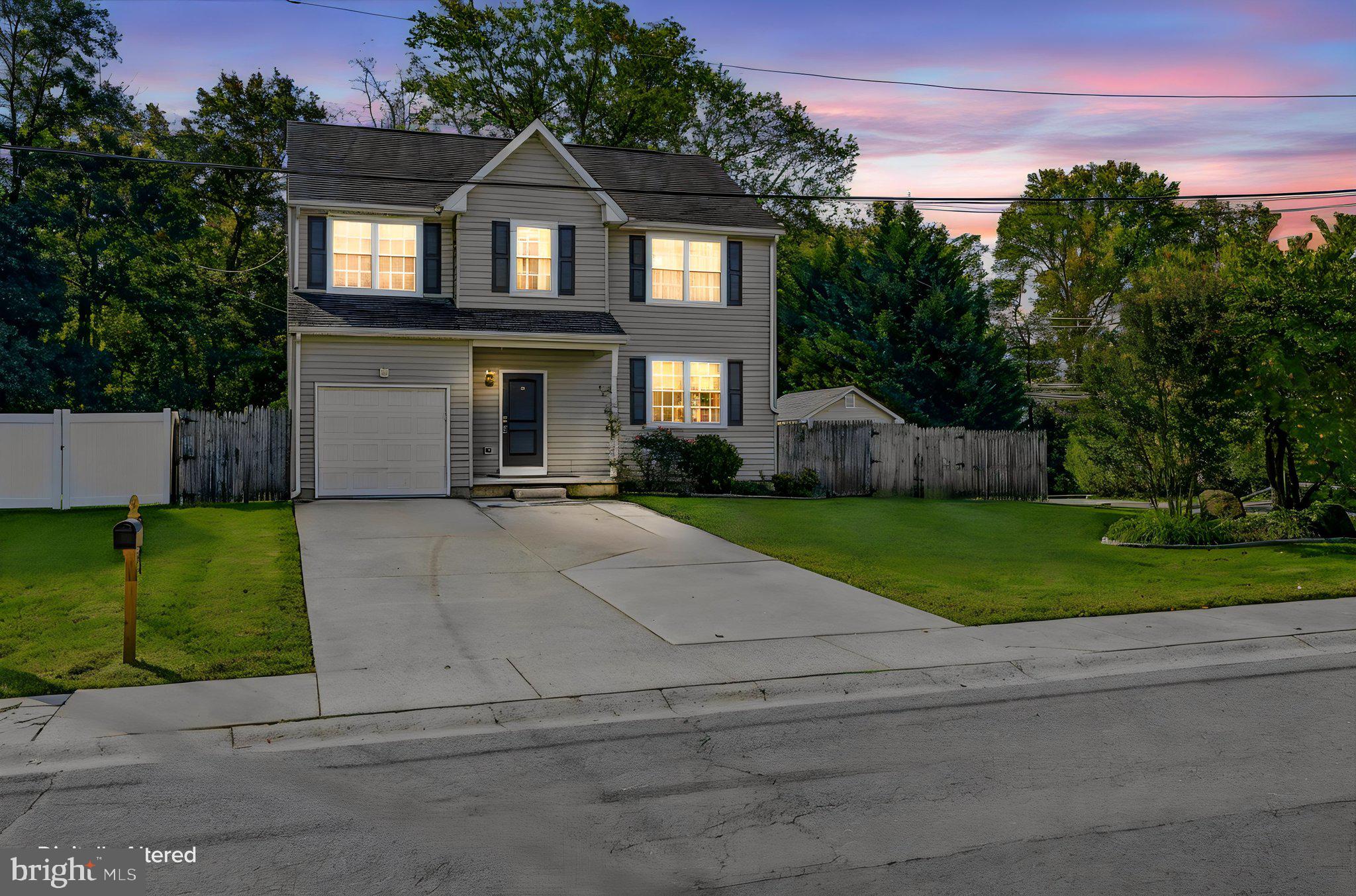 511 Darwin Dr, Newark, DE 19711