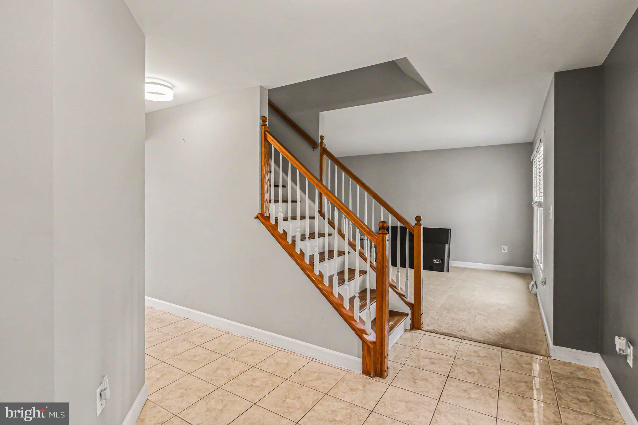 1787 Joanne Ct, Pottstown, PA 19464 photo
