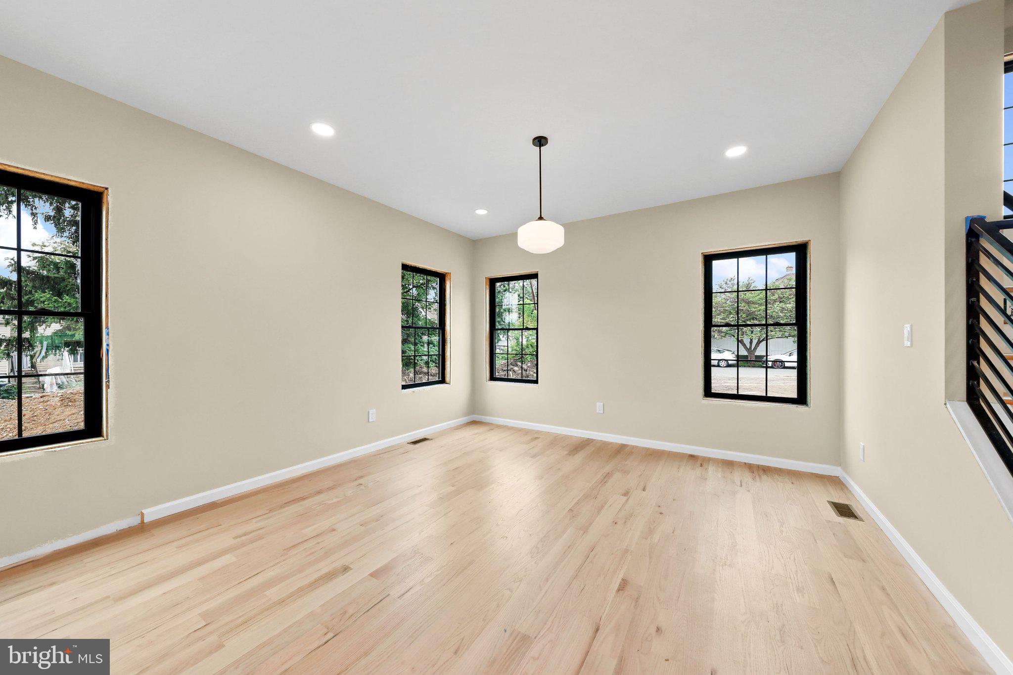 197 Weber Ave, Ewing Twp, NJ 08638 photo