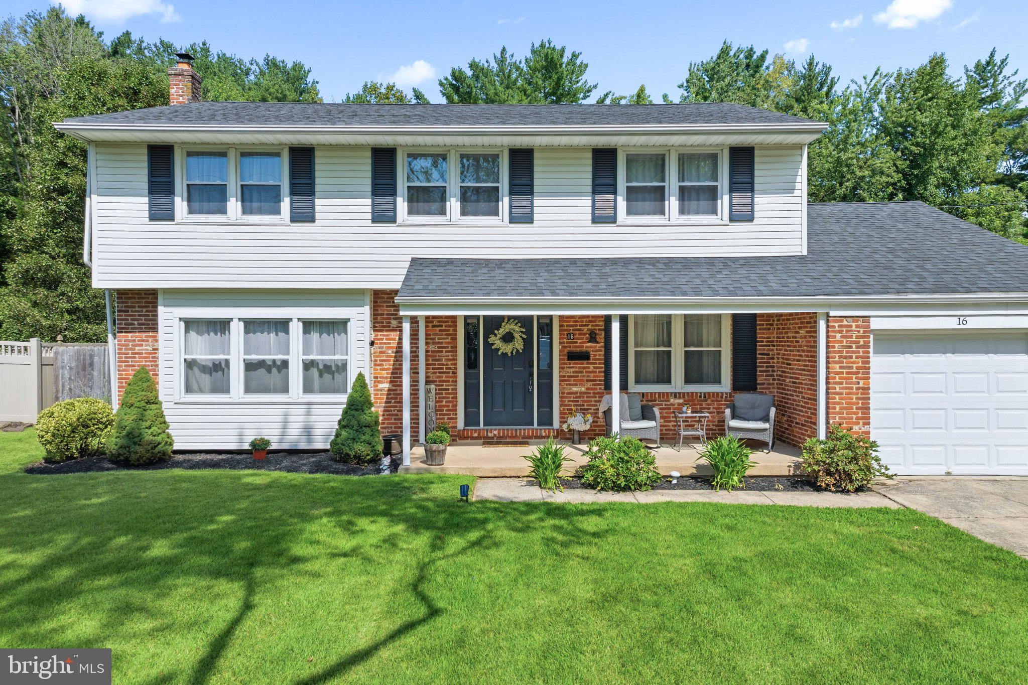 16 Biscayne Blvd, West Deptford Twp, NJ 08096