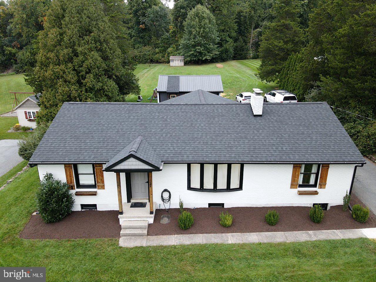 1185 Swamp Bridge Rd, Denver, PA 17517