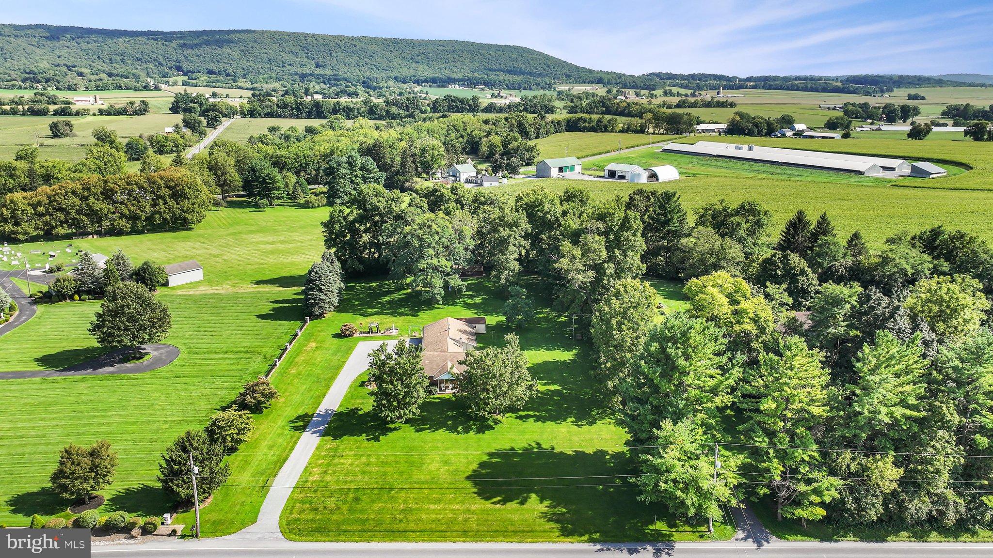 606 State Route 419, Newmanstown, PA 17073