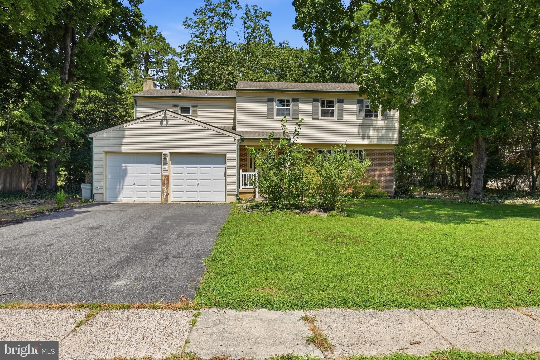 17 Briarwood Dr, Voorhees, NJ 08043 photo