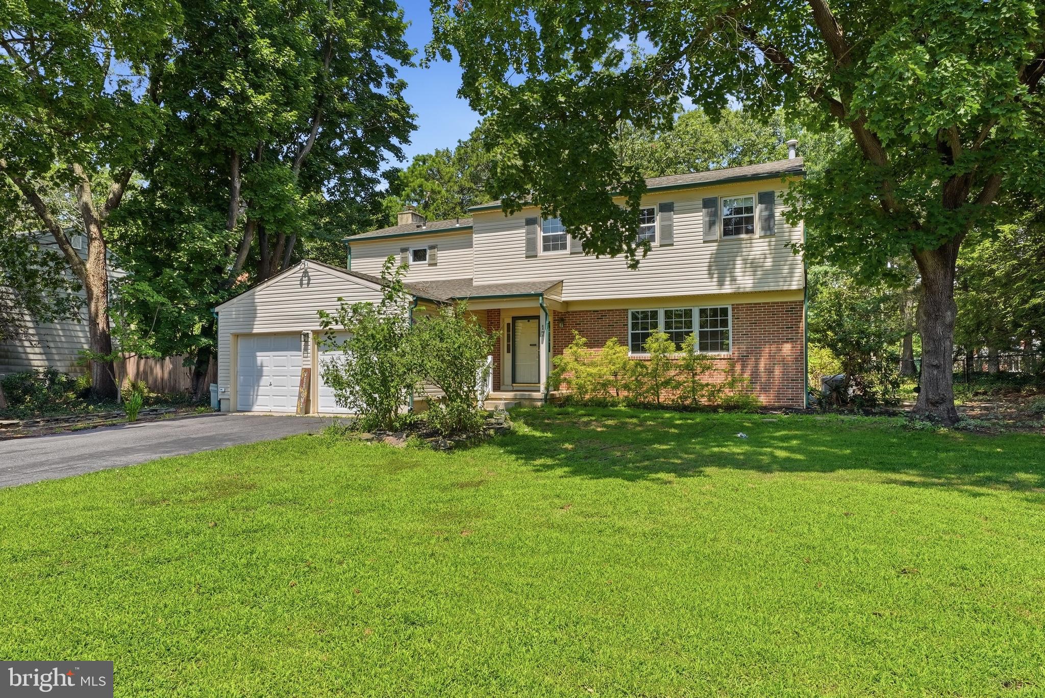 17 Briarwood Dr, Voorhees, NJ 08043 photo