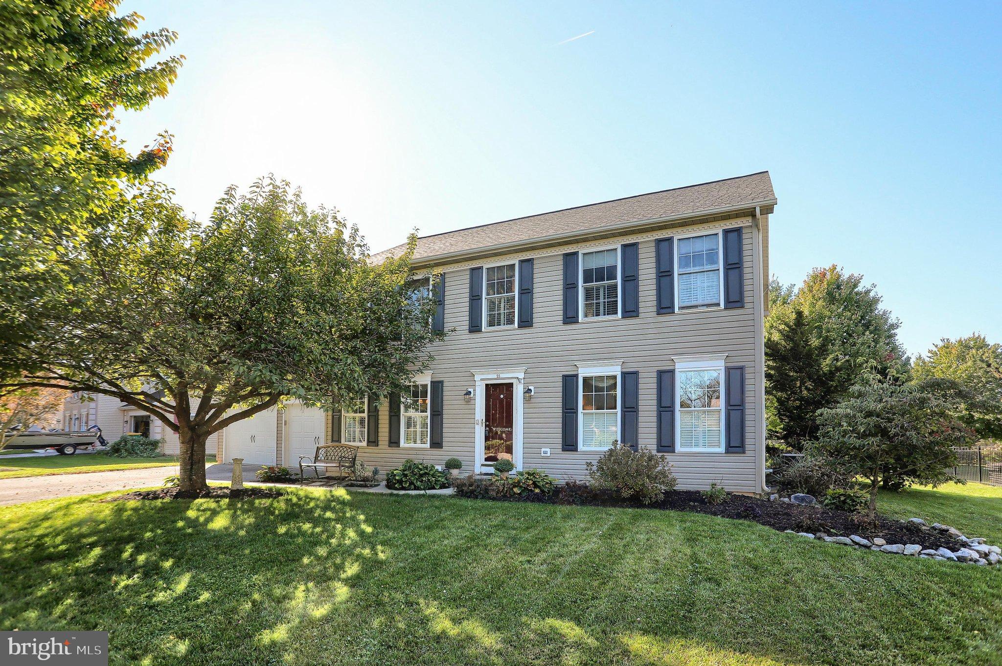 25 Eppley Dr, Carlisle, PA 17015