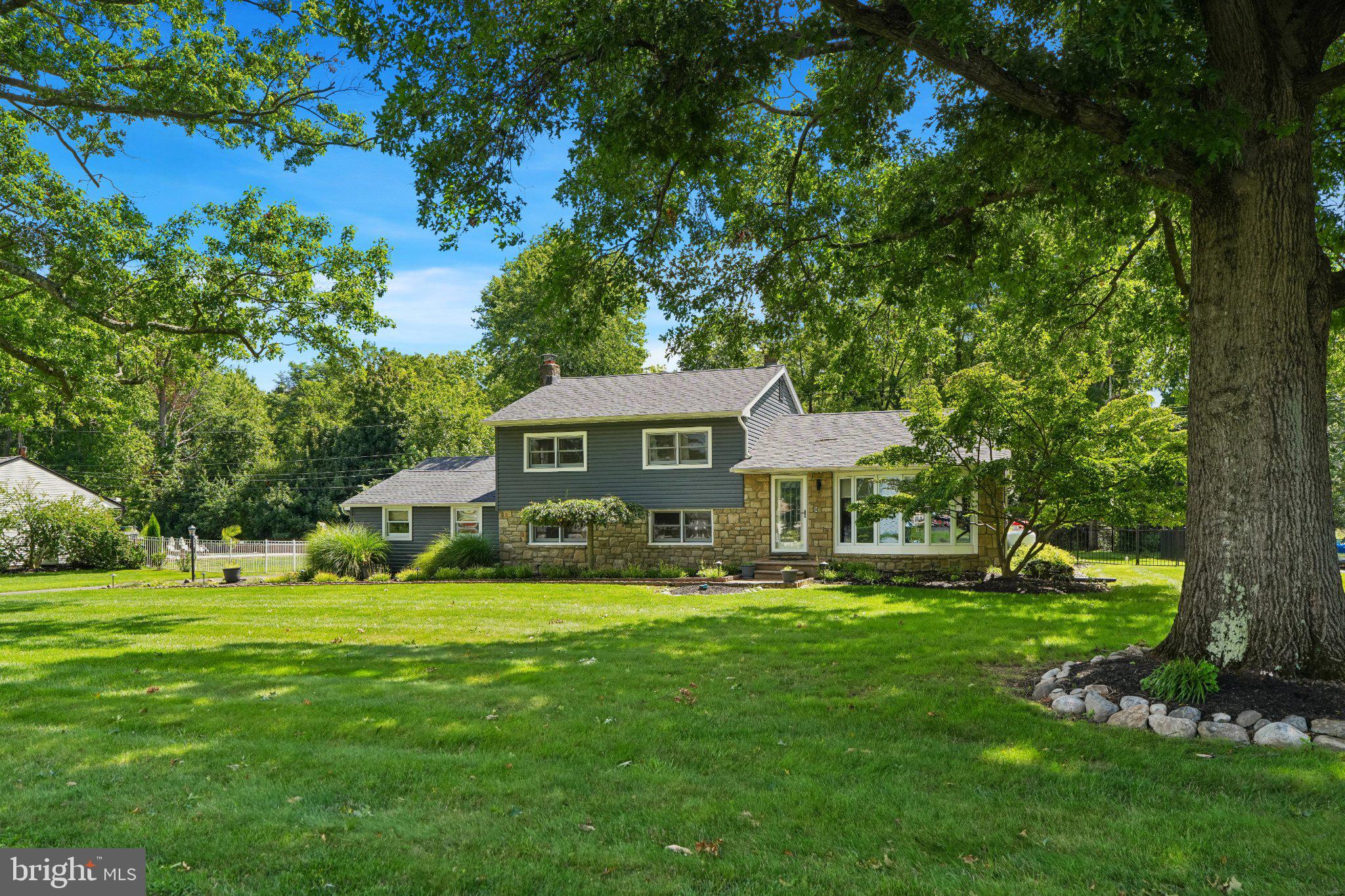 717 Lawrence Ln, Ambler, PA 19002