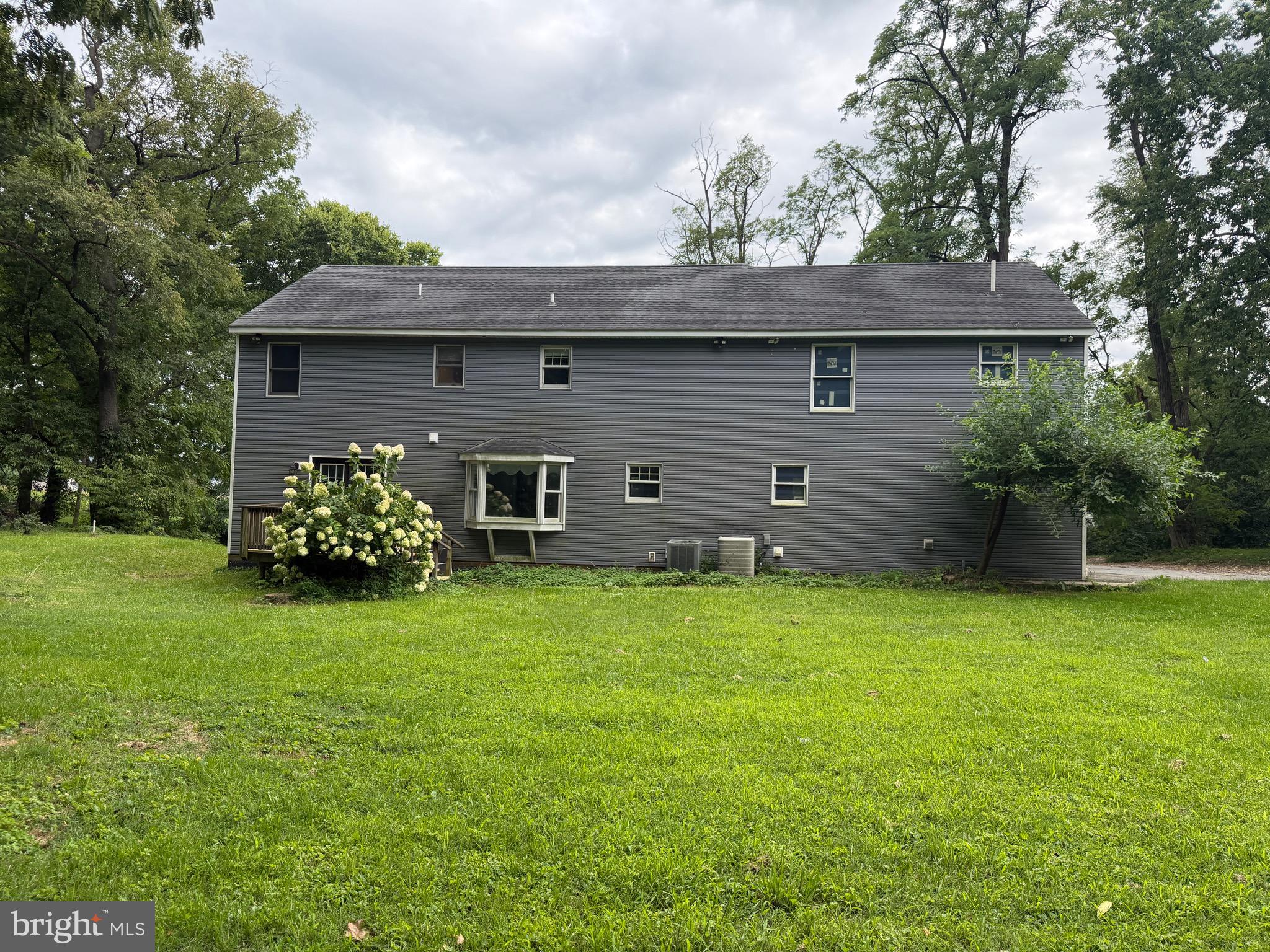 143 Coffee Goss Rd, Marietta, PA 17547 photo