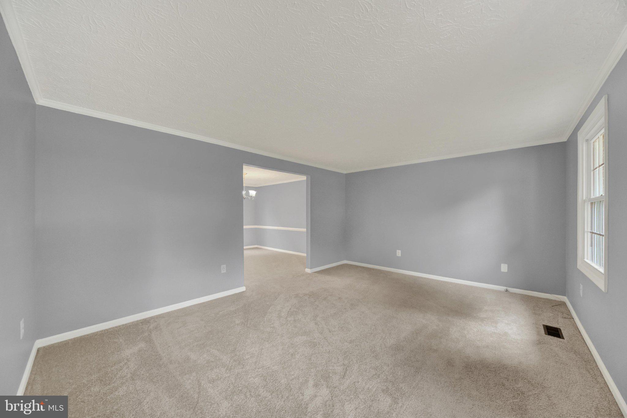 3806 Pinedale Dr, Baltimore, MD 21236 photo