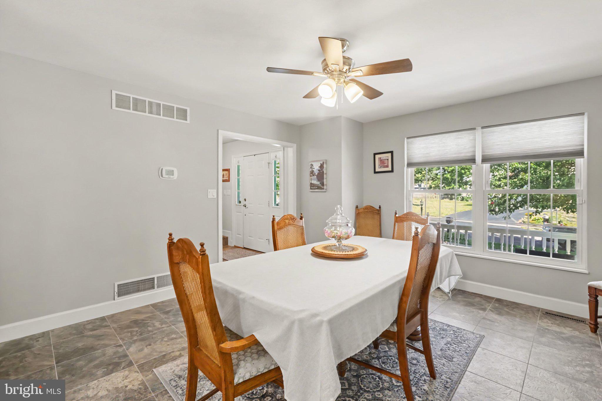 6311 Valleybrook Dr, Mechanicsburg, PA 17050 photo