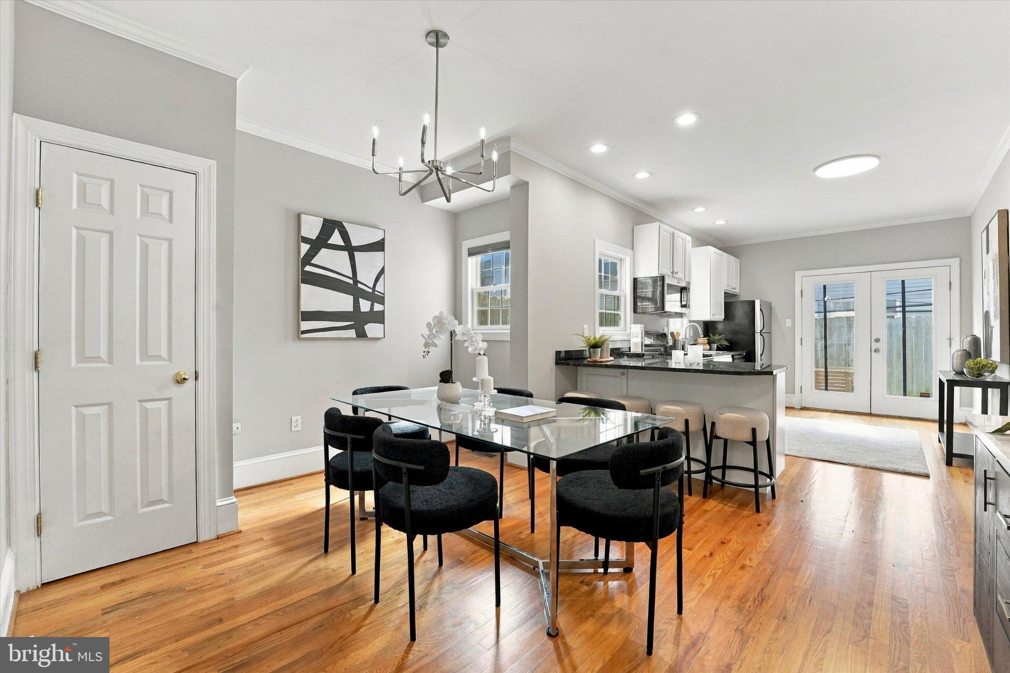 1922 Carpenter St, Philadelphia, PA 19146 photo