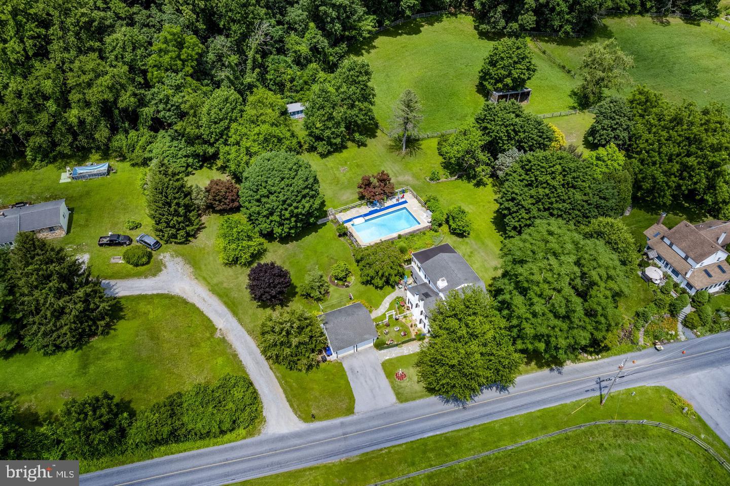 481 Brandamore Rd, Honey Brook, PA 19344 photo