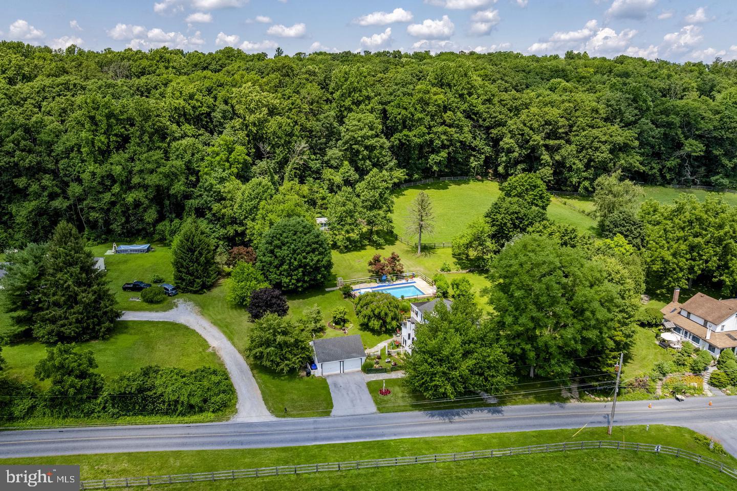 481 Brandamore Rd, Honey Brook, PA 19344 photo