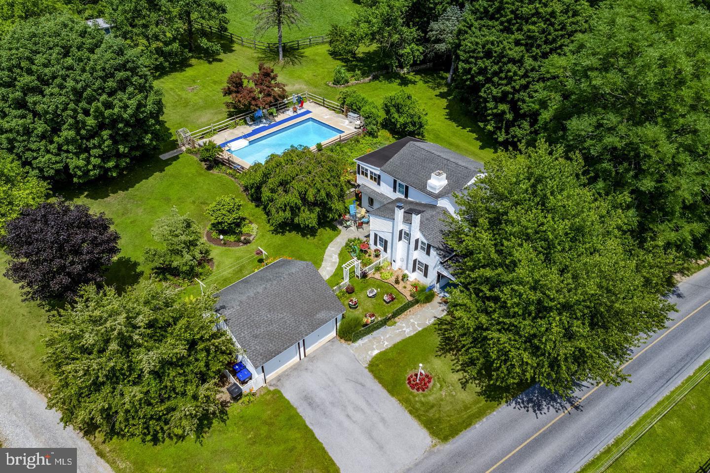 481 Brandamore Rd, Honey Brook, PA 19344