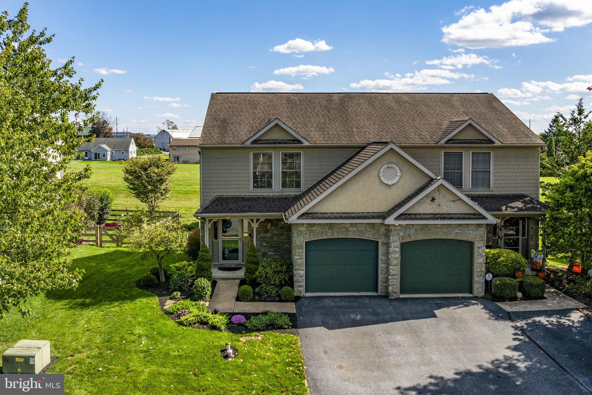 124 Talon Dr, Ephrata, PA 17522 photo