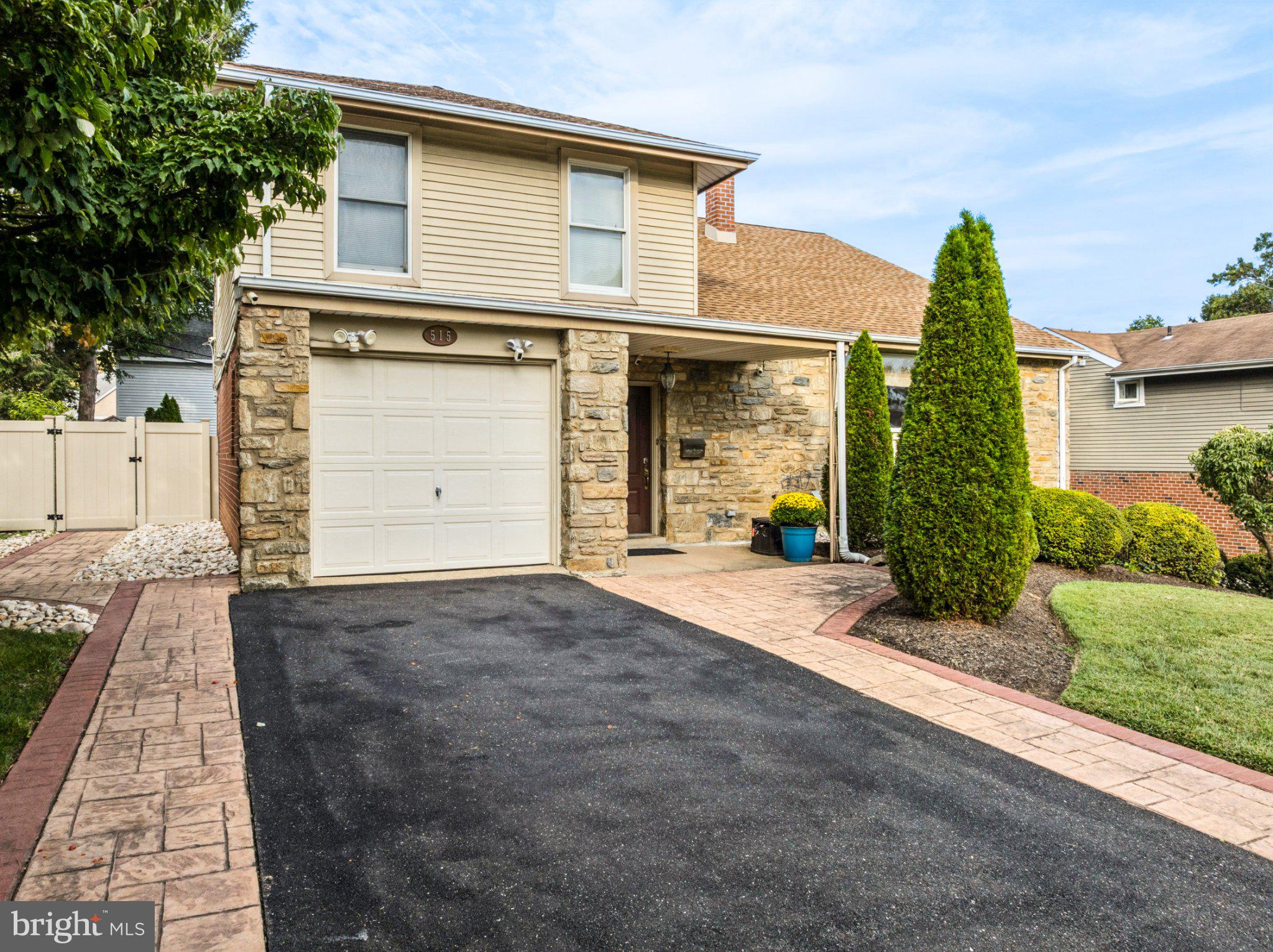 515 Davis Rd, Cheltenham, PA 19012 photo