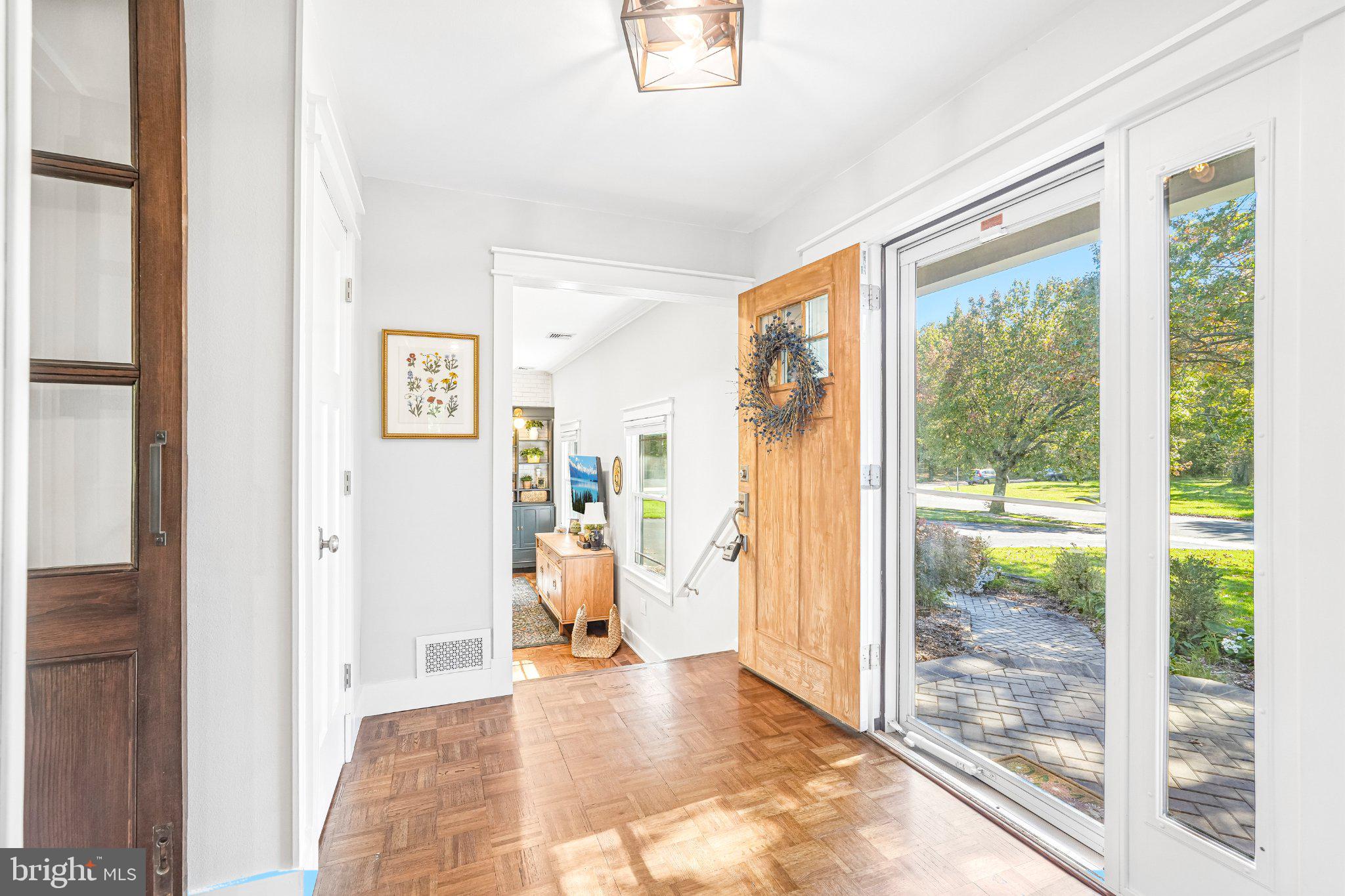 2 Beechcroft Dr, East Windsor Twp, NJ 08520 photo