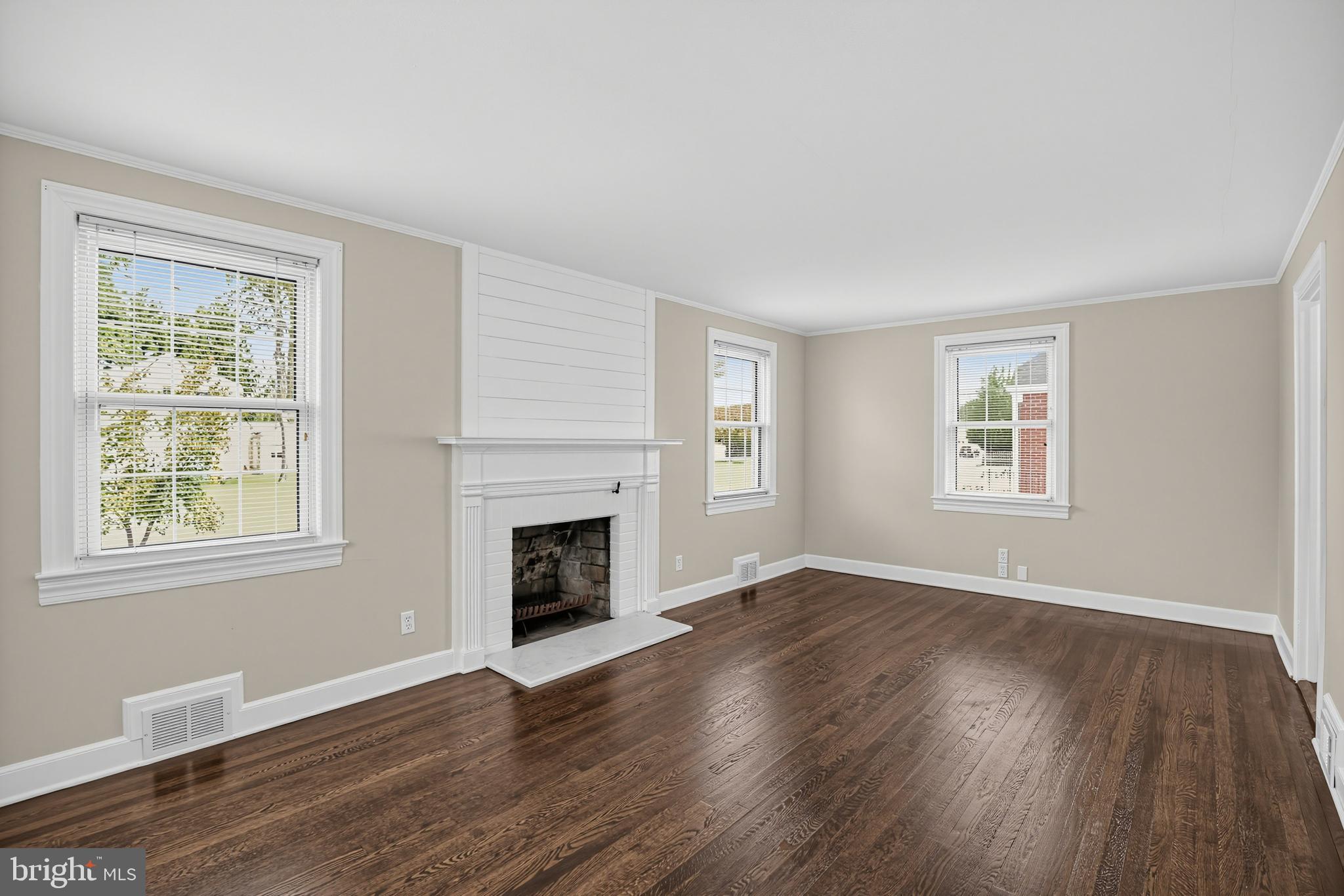 3101 Nottingham Way, Hampton, NJ 08619 photo