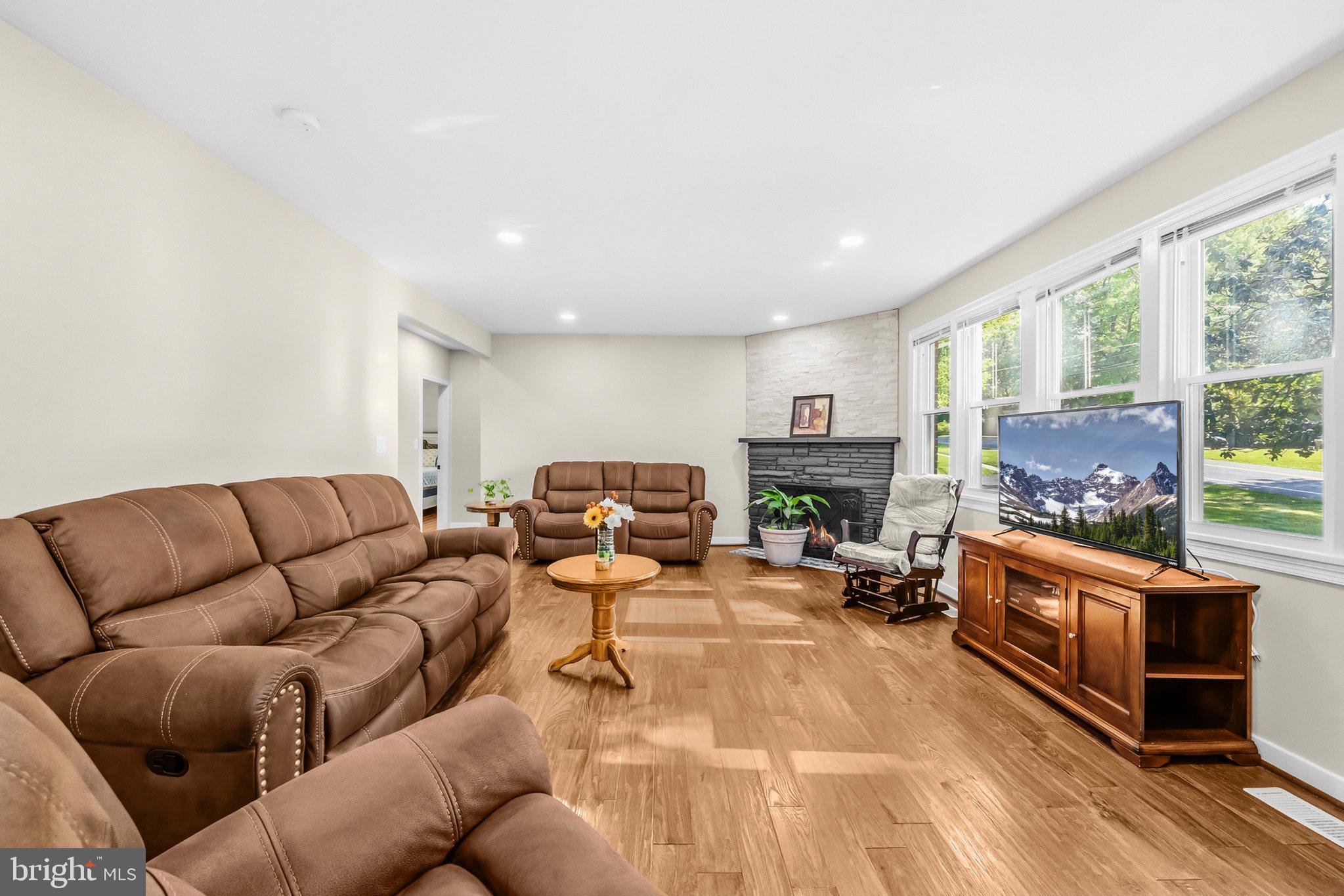 4804 Henderson Rd, Temple Hills, MD 20748 photo