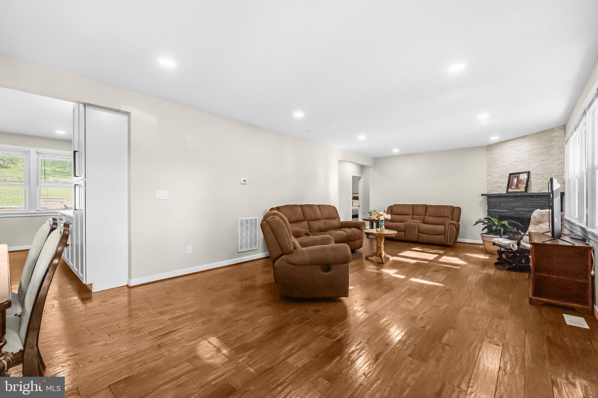 4804 Henderson Rd, Temple Hills, MD 20748 photo