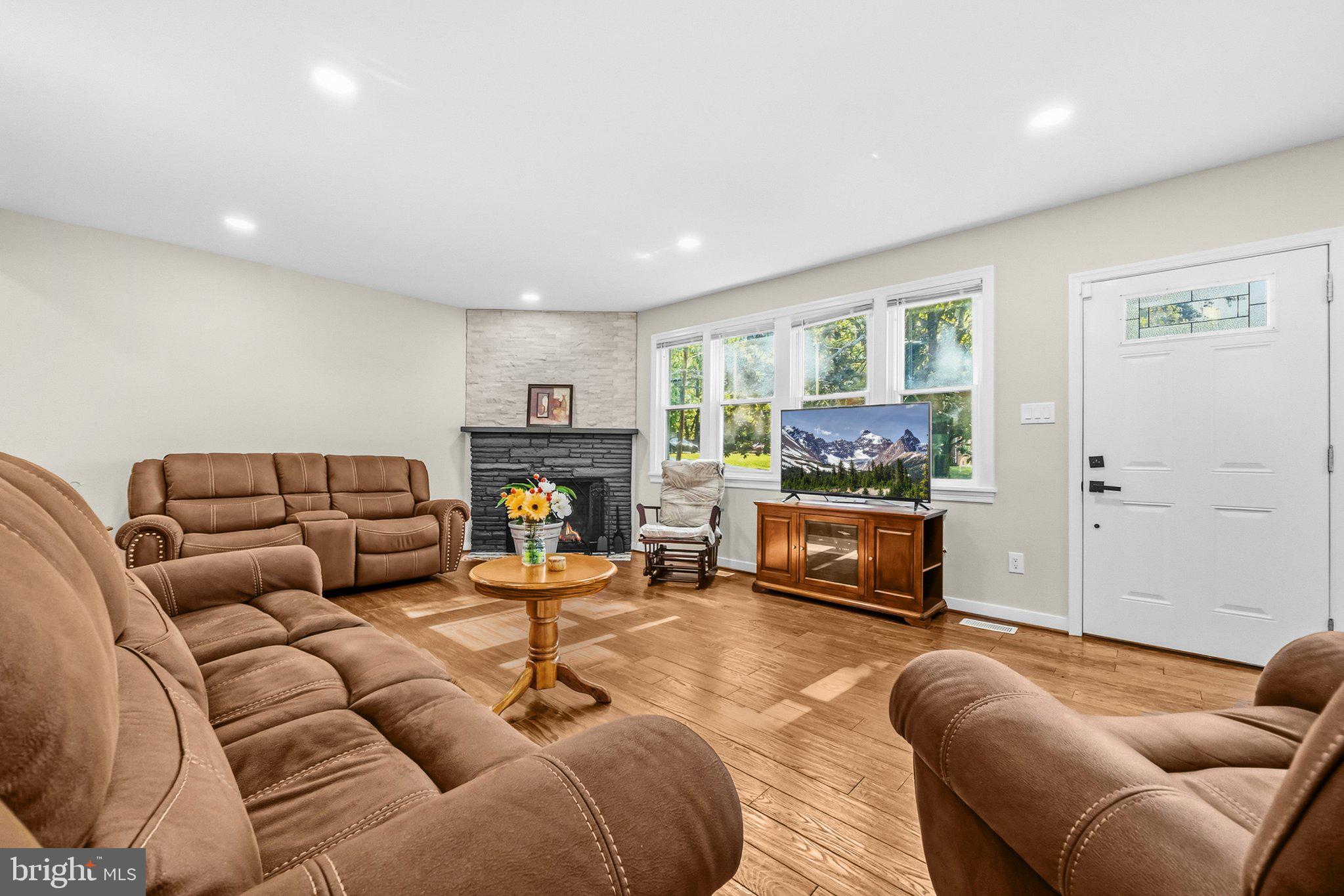 4804 Henderson Rd, Temple Hills, MD 20748 photo