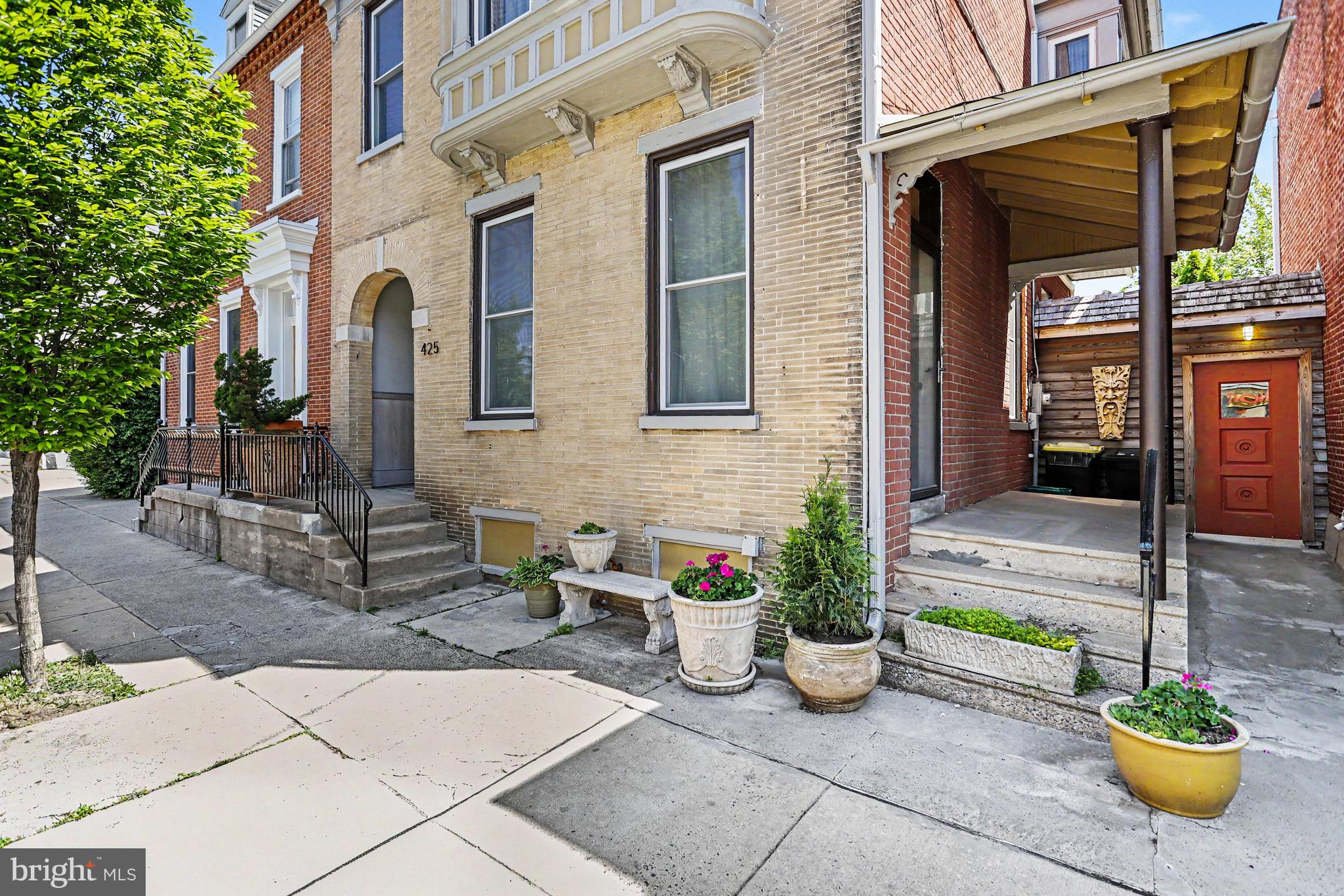 425 N Queen St, Lancaster, PA 17603 photo