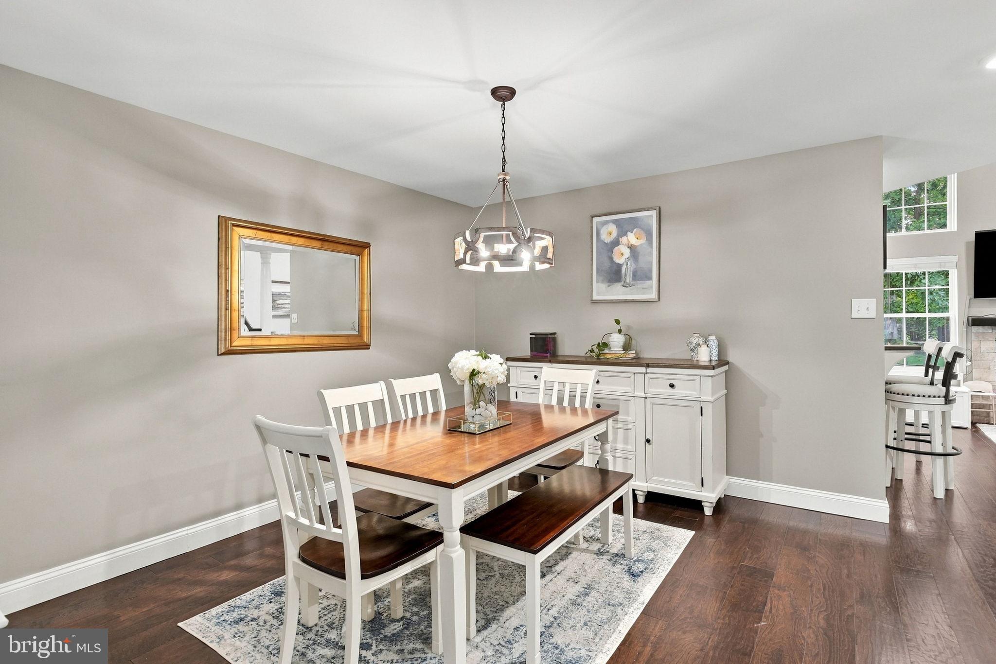 713 Martingale Rd, Schwenksville, PA 19473 photo