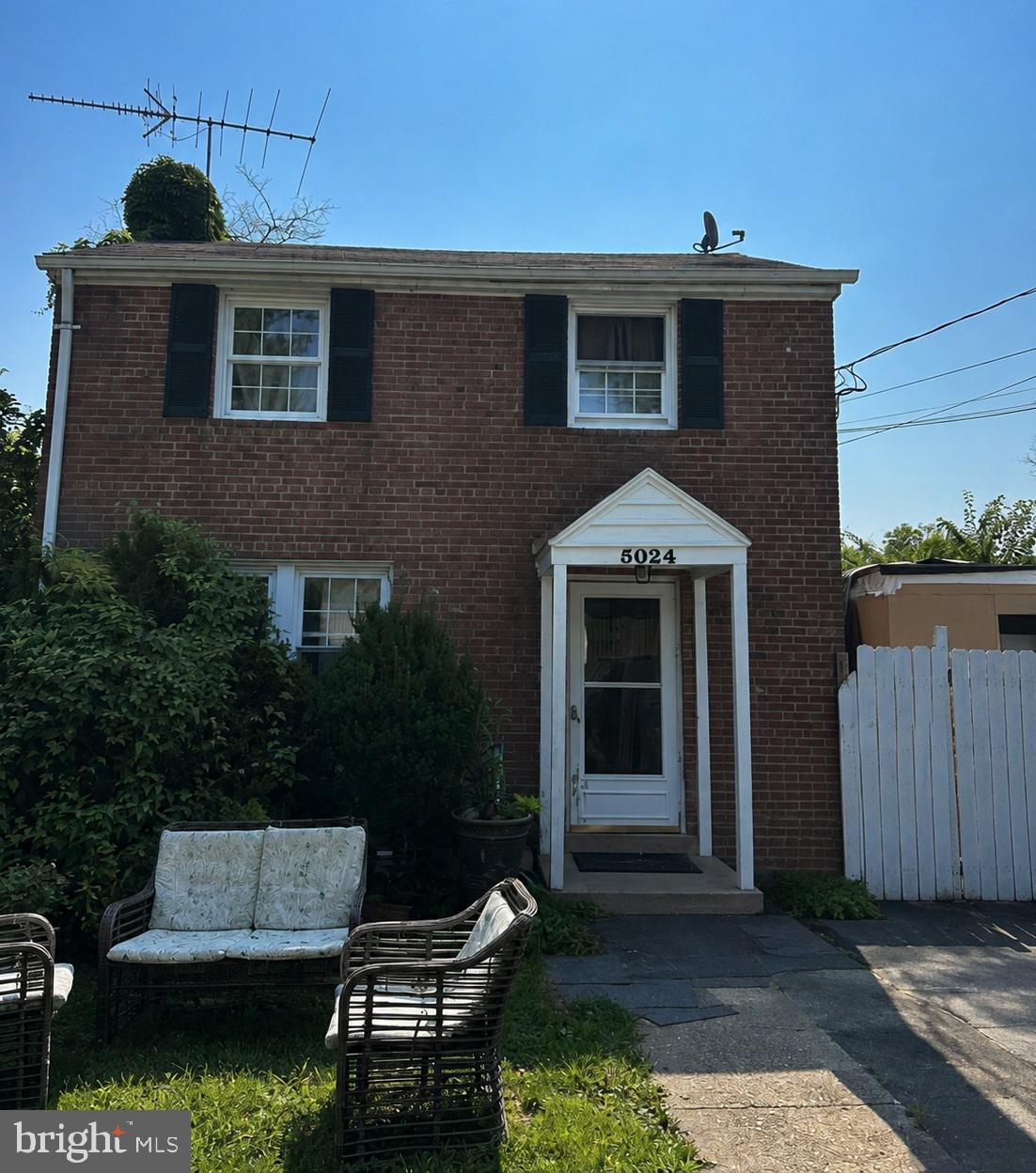 5024 12th St, Arlington, VA 22204