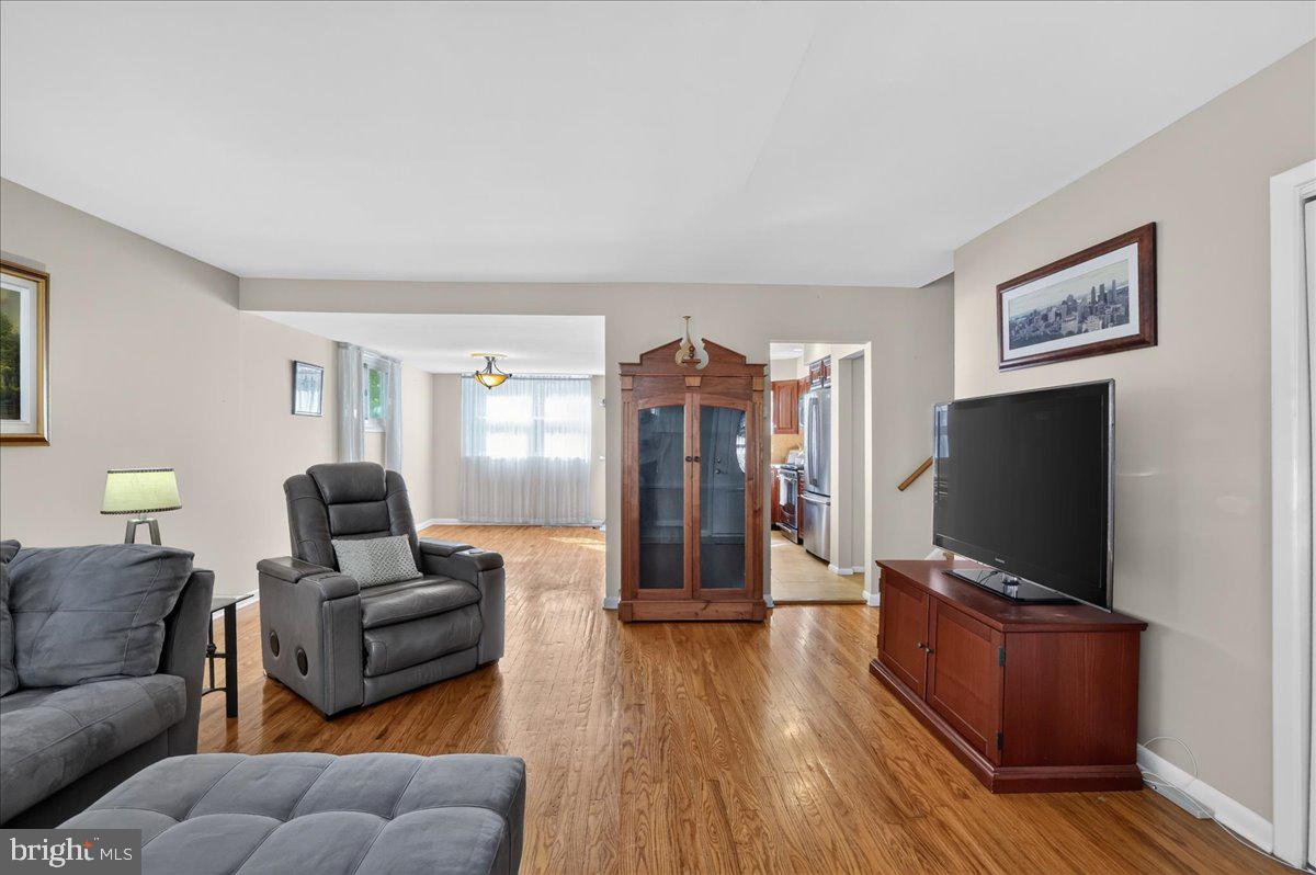 506 Inman Terrace, Willow Grove, PA 19090 photo