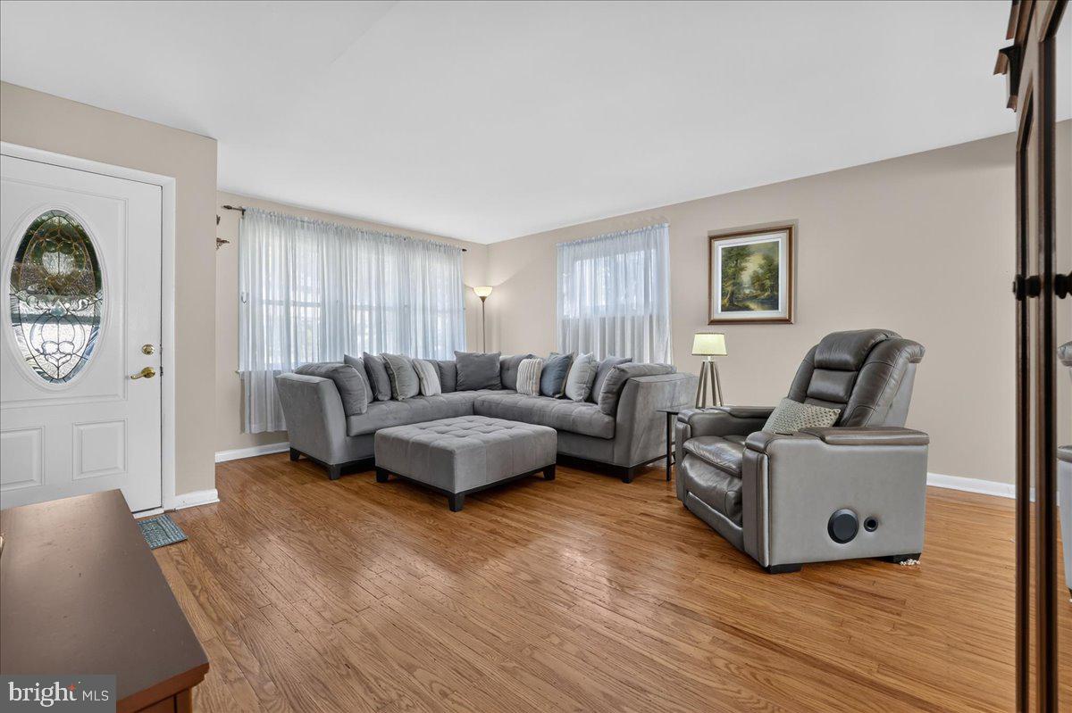 506 Inman Terrace, Willow Grove, PA 19090 photo