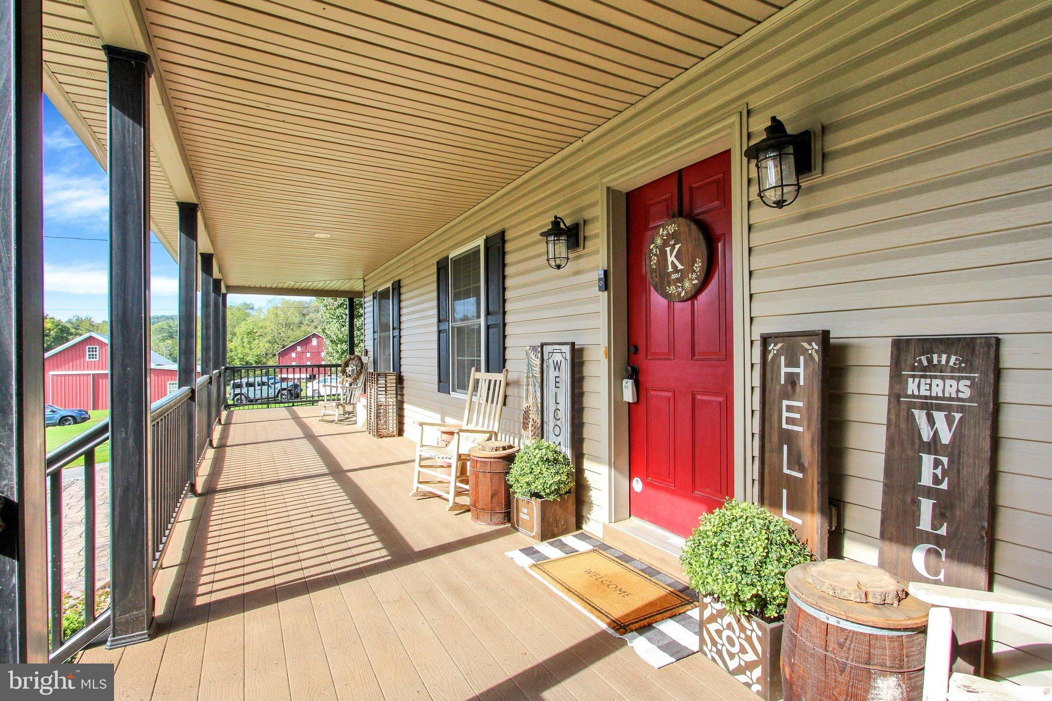 1147 Lake Rd, Spring Grove, PA 17362 photo