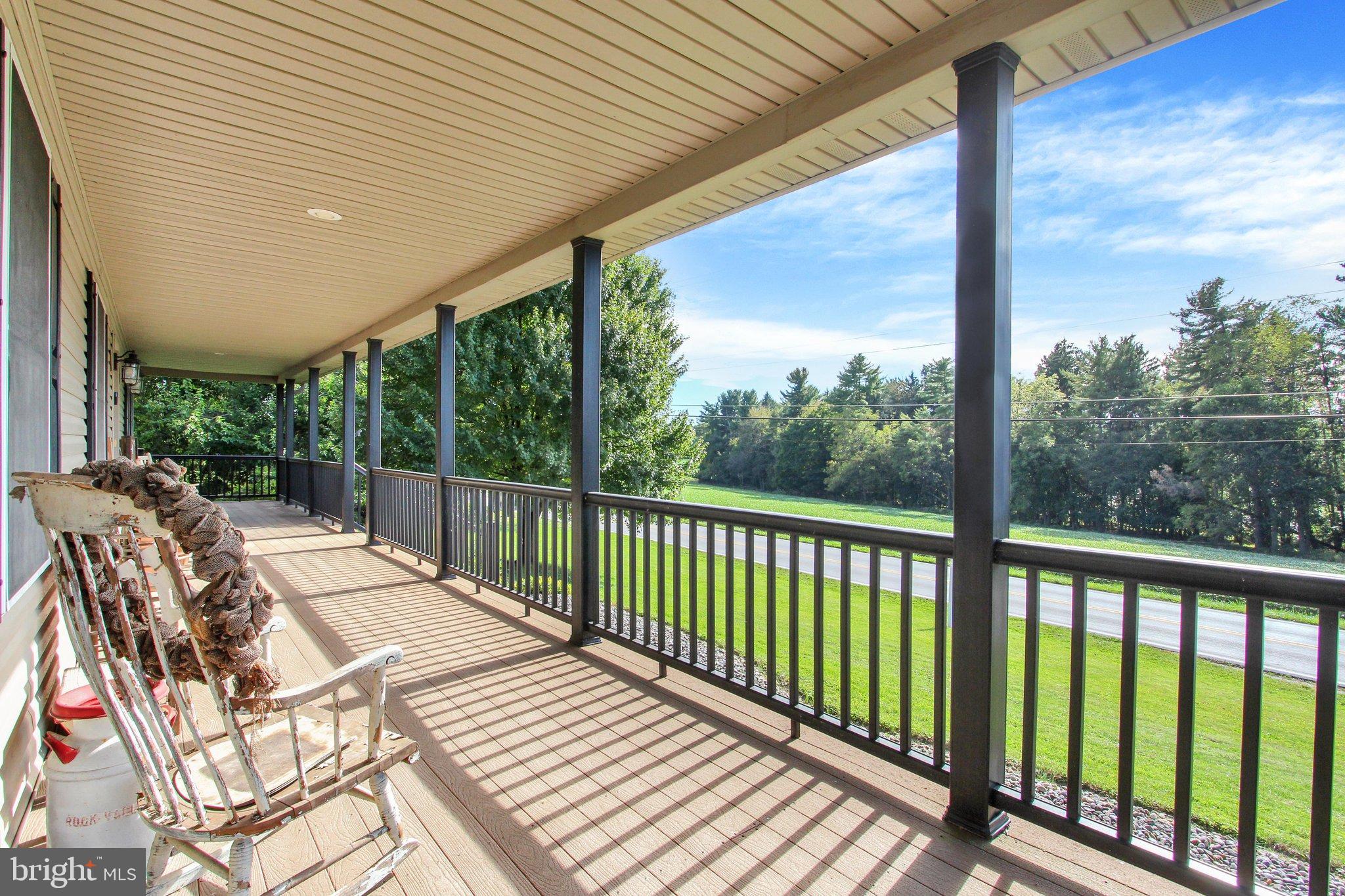 1147 Lake Rd, Spring Grove, PA 17362 photo