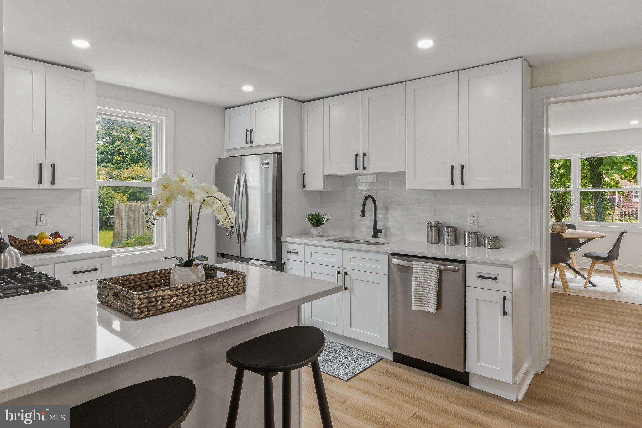 266 Dixie Dr, Carneys Point, NJ 08069 photo
