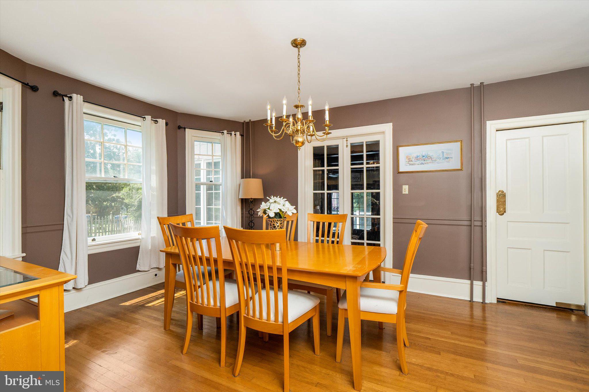 302 8th St, Riverton, NJ 08077 photo