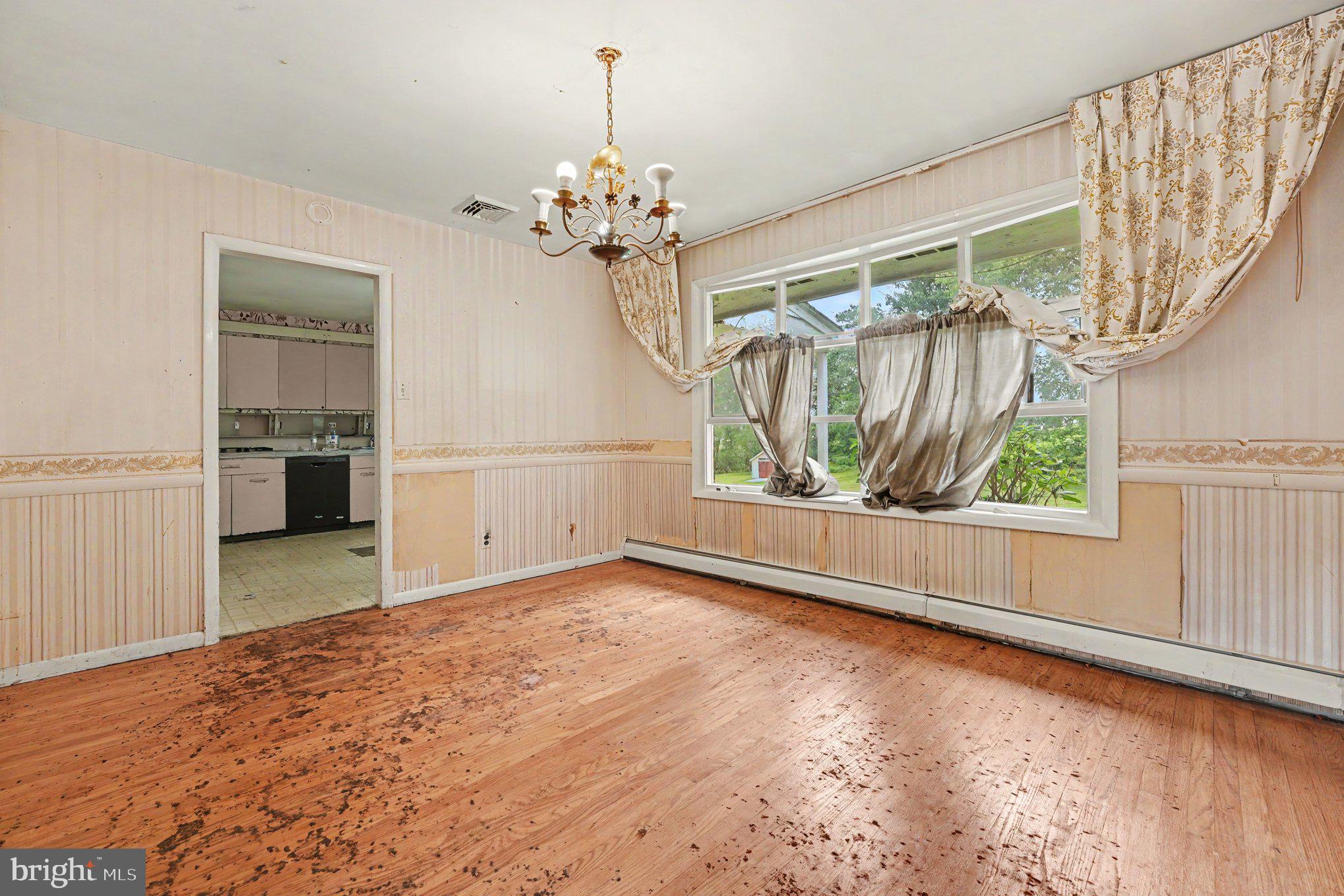 8403 Newbold Ln, Laverock, PA 19038 photo