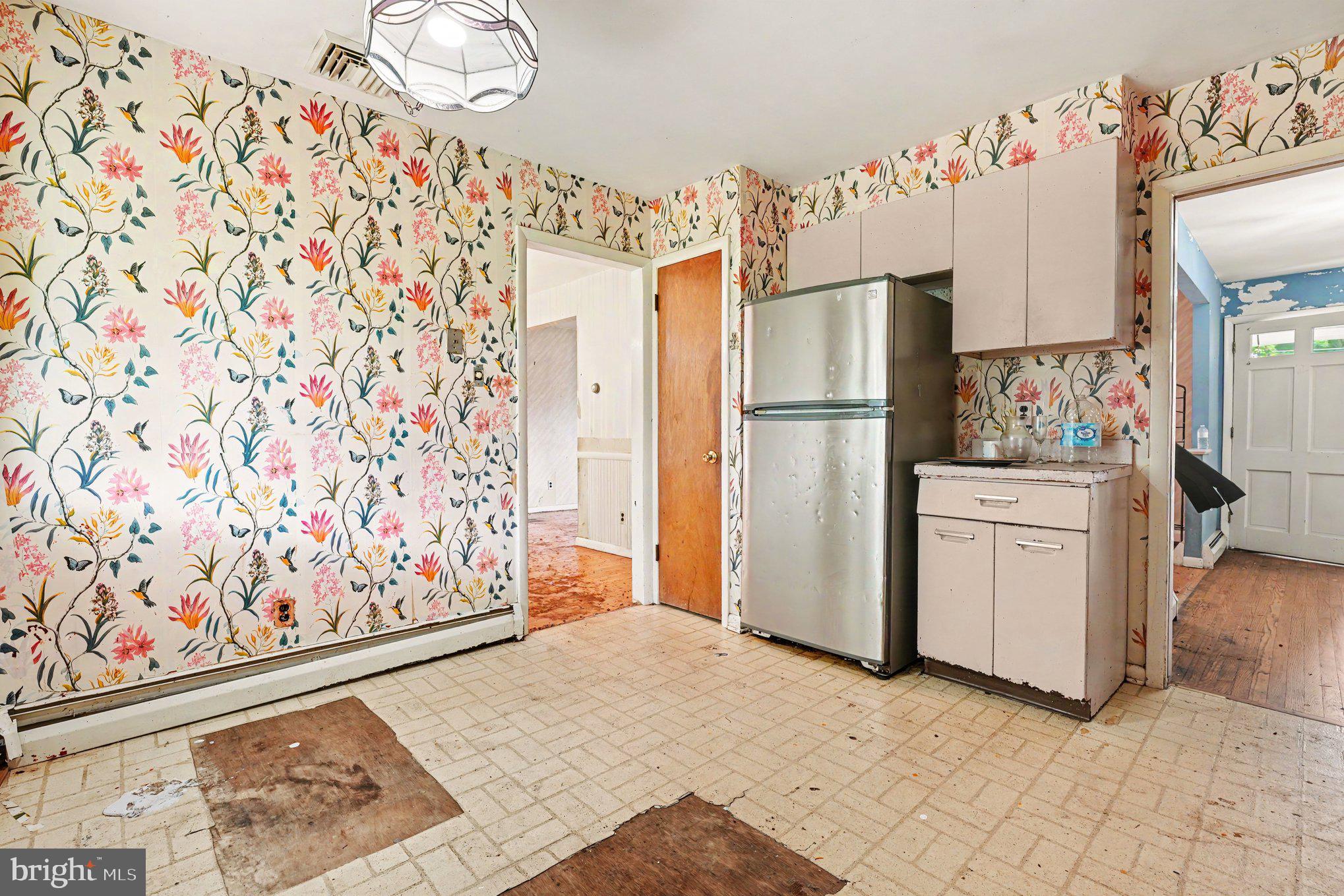 8403 Newbold Ln, Laverock, PA 19038 photo