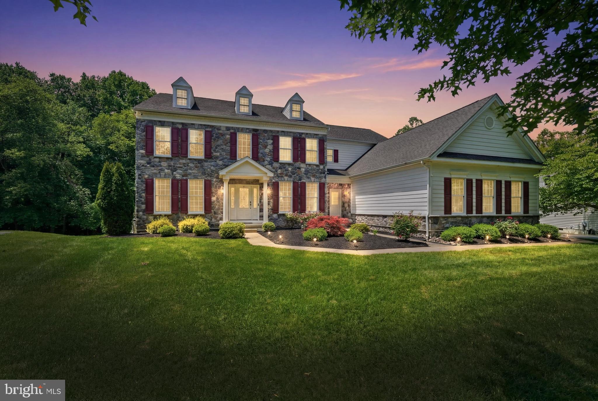17 Waterton Dr, Bear, DE 19701