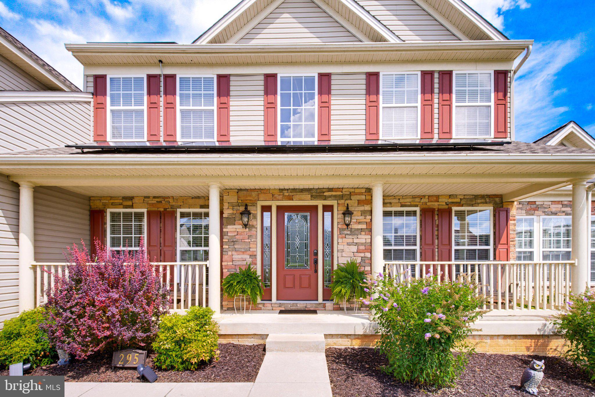 295 Palomino Dr, York, PA 17402 photo