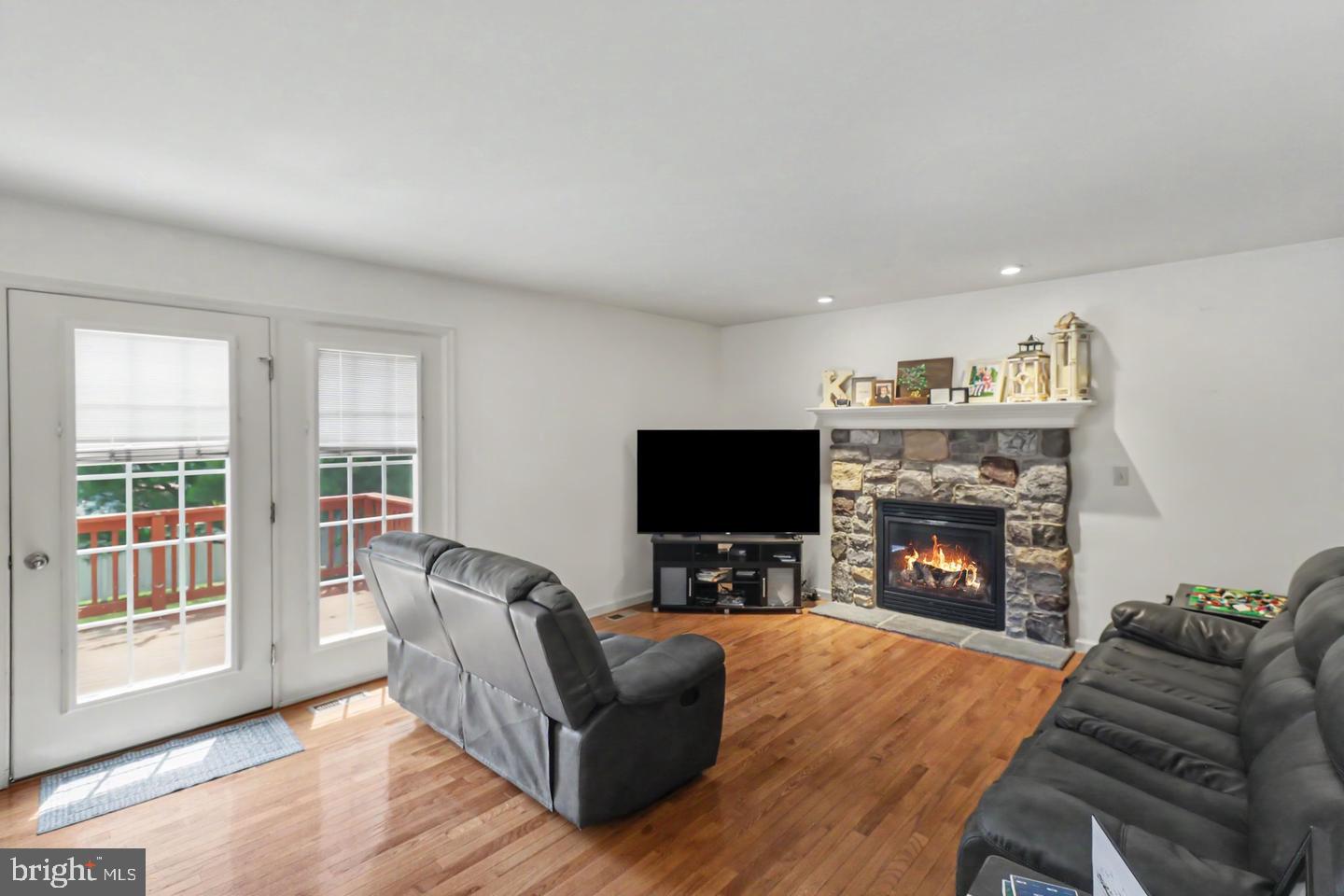 2036 Mallard Ln, Lebanon, PA 17046 photo