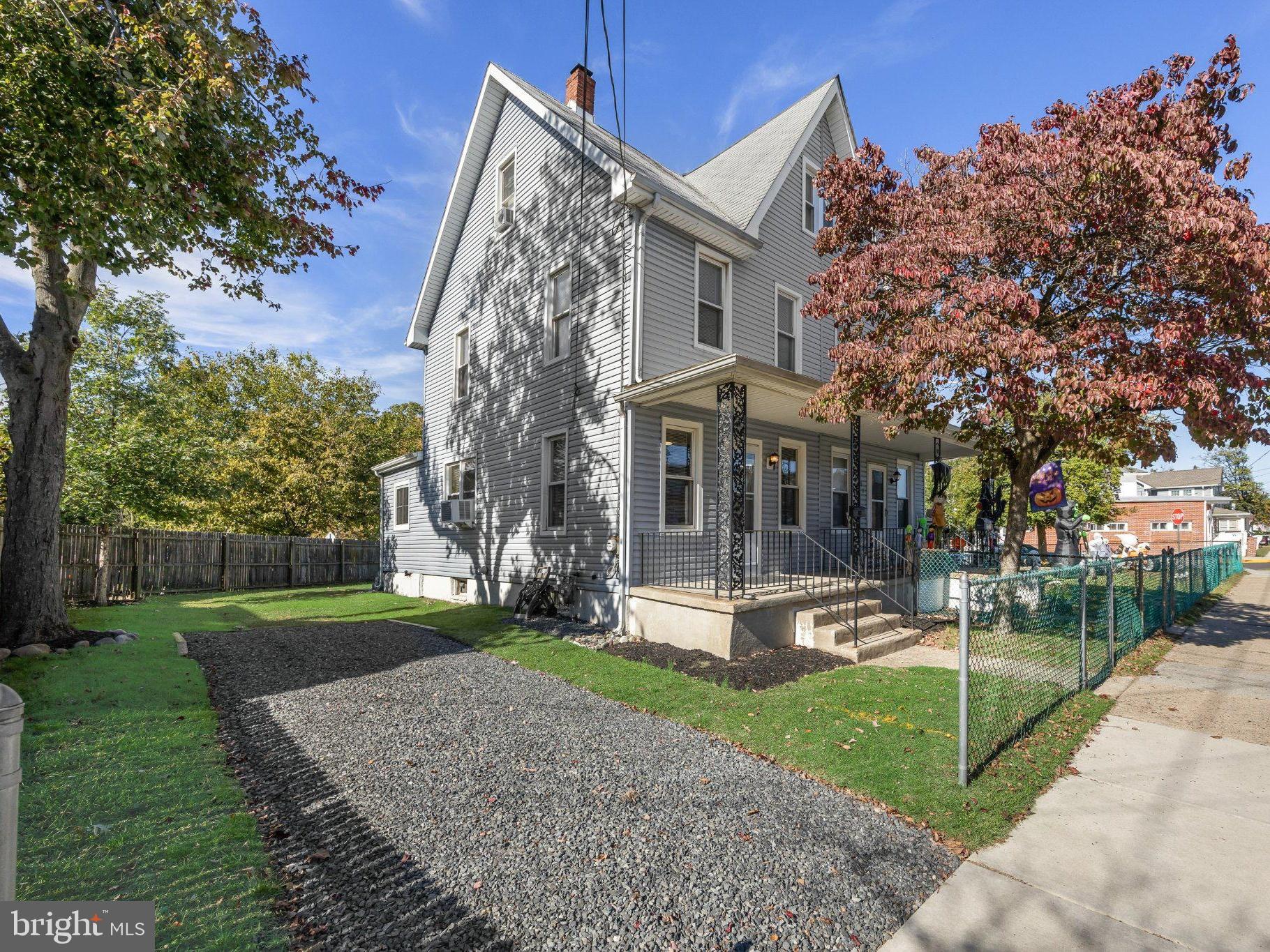 105 Washington St, Riverside, NJ 08075