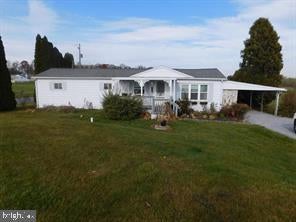 1021 School Rd, Womelsdorf, PA 19567