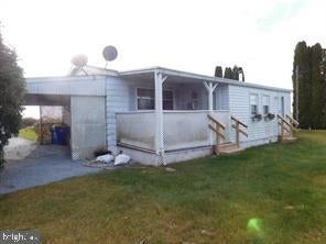 1021 School Rd, Womelsdorf, PA 19567 photo